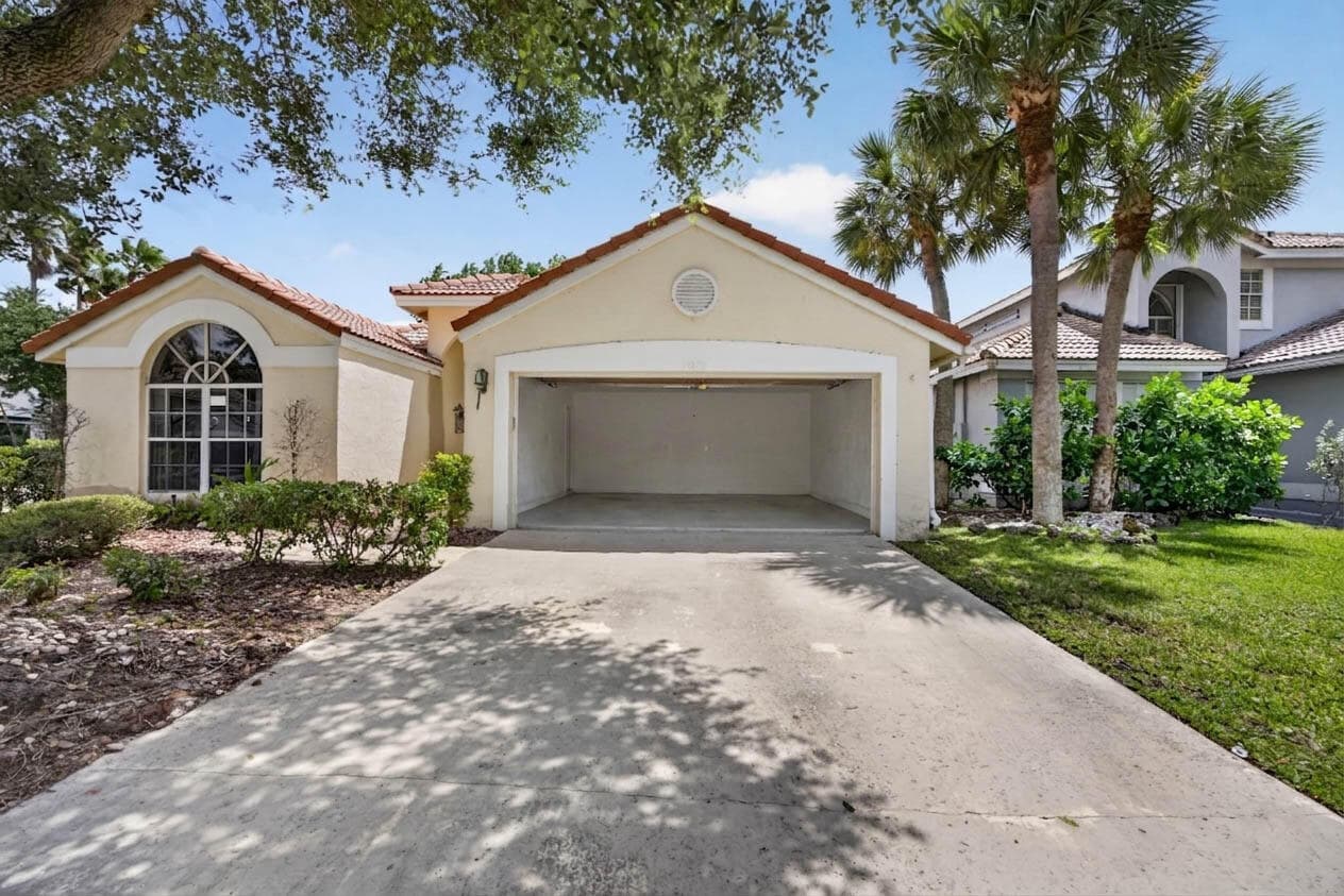 10870 Old Bridgeport Lane, Boca Raton, FL 33498 — photo 4 of 41