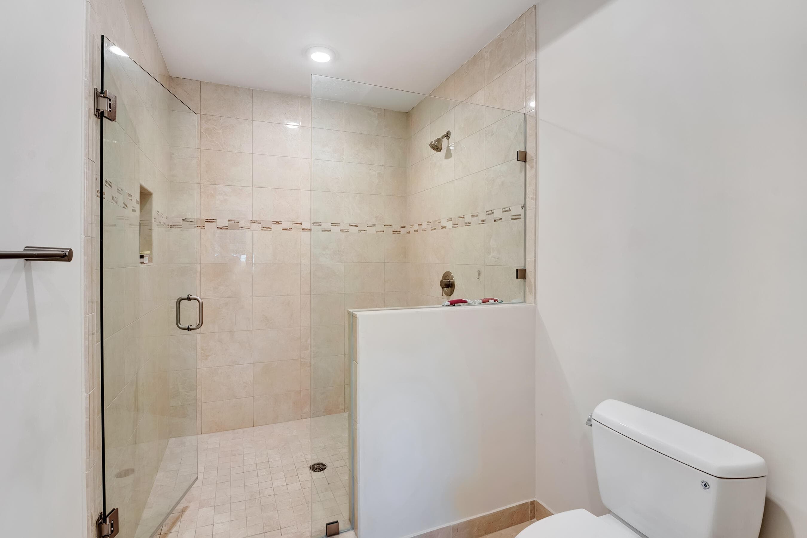 1045 Harbor Villas Drive 5, North Palm Beach, FL 33408 — photo 39 of 71
