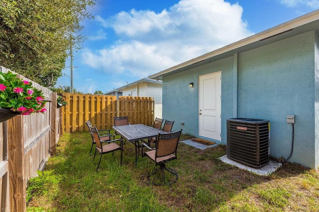 2665 Hiawatha Avenue, Westgate, FL 33409 — photo 27 of 28