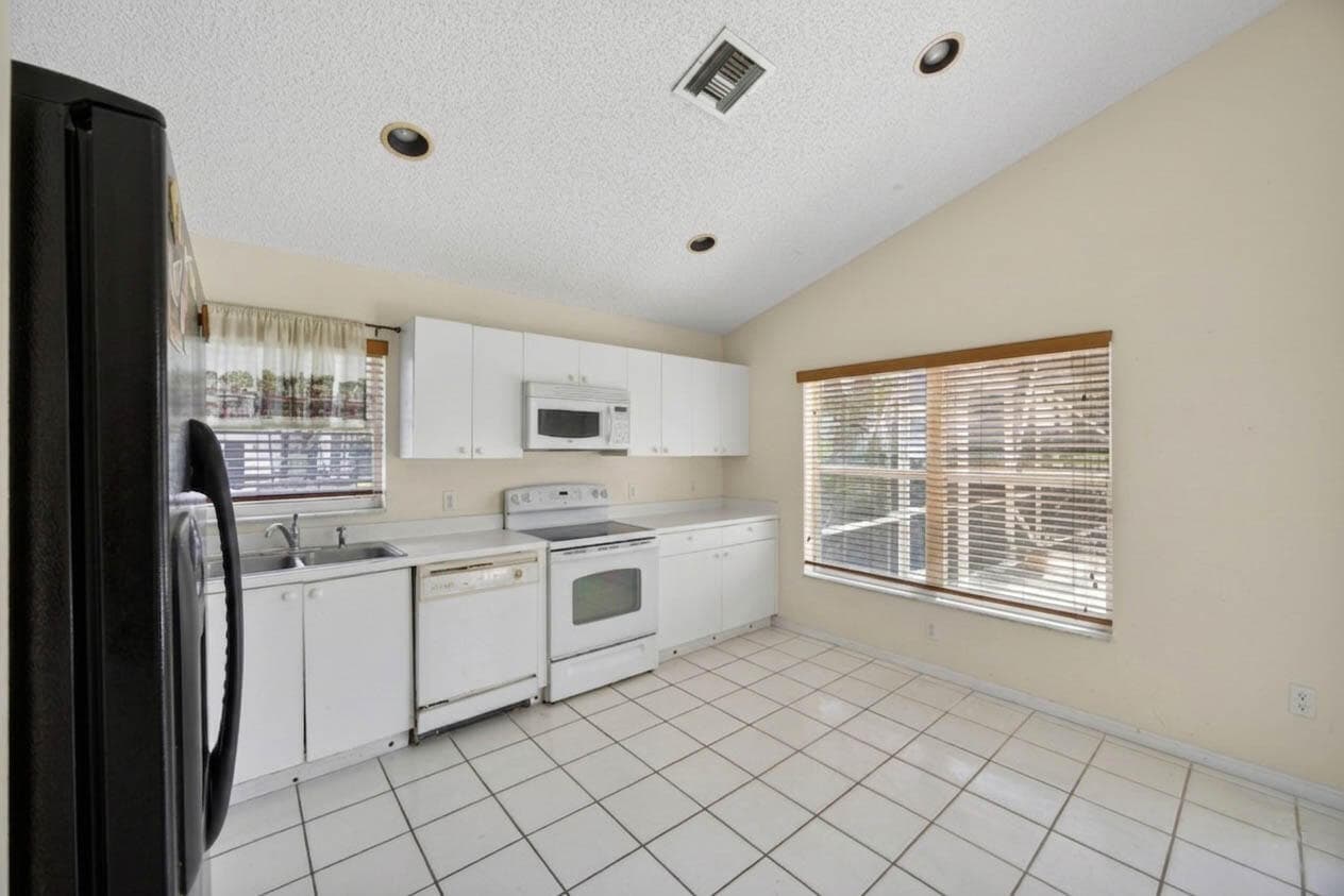 10870 Old Bridgeport Lane, Boca Raton, FL 33498 — photo 17 of 41