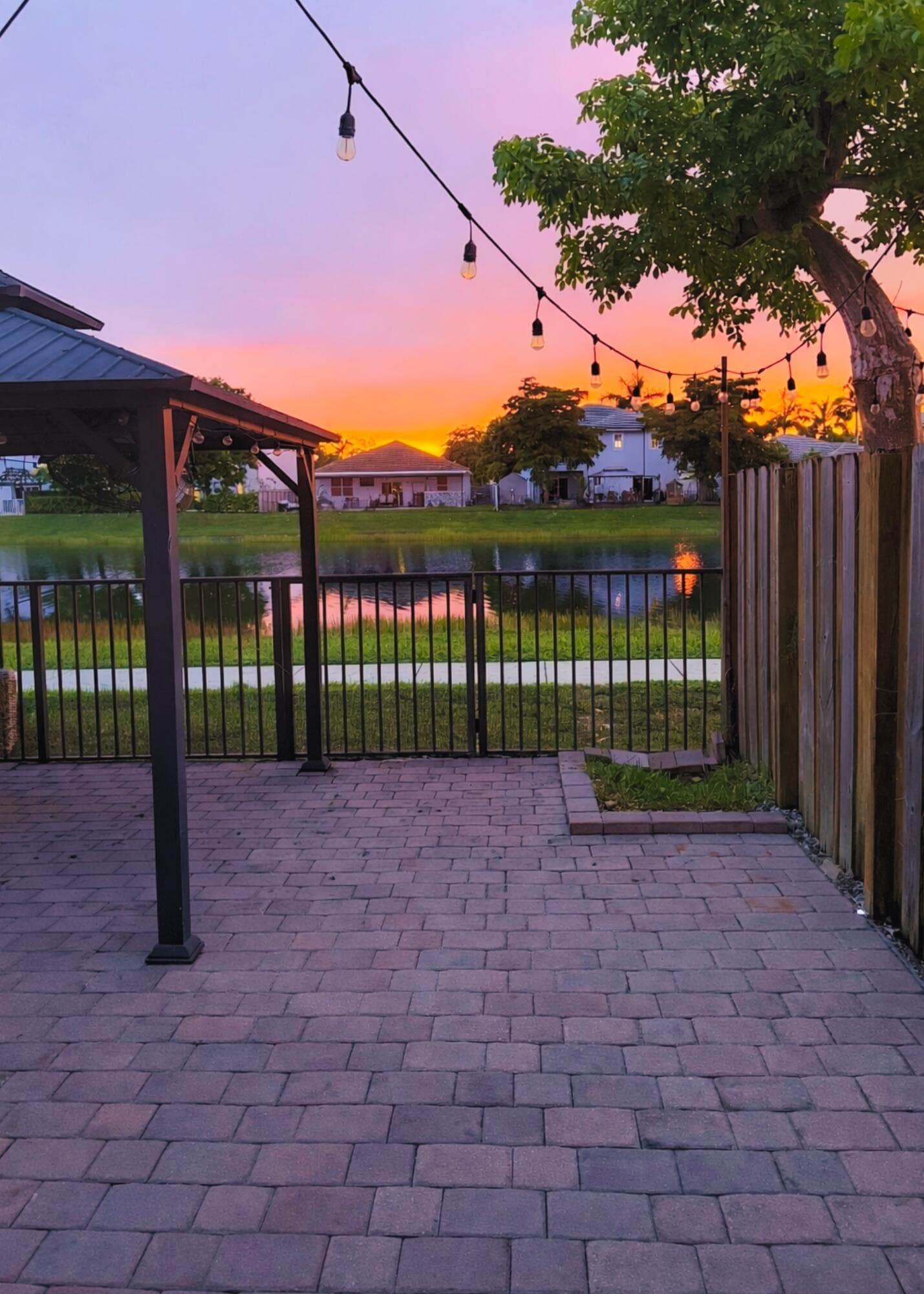 504 SE 32nd Avenue, Homestead, FL 33033 — photo 1 of 14