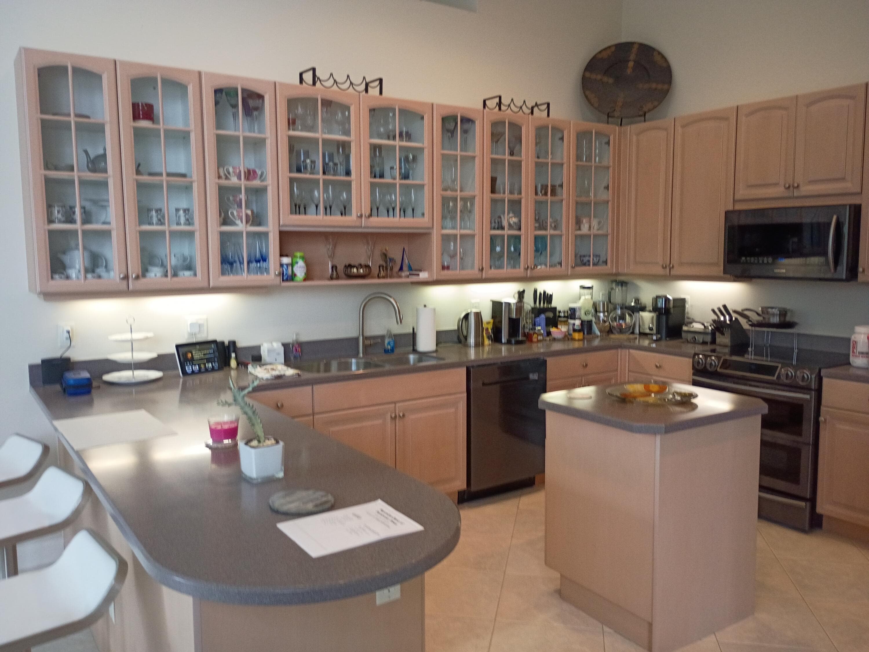 8263 N Lake Forest Drive, Davie, FL 33328 — photo 7 of 44