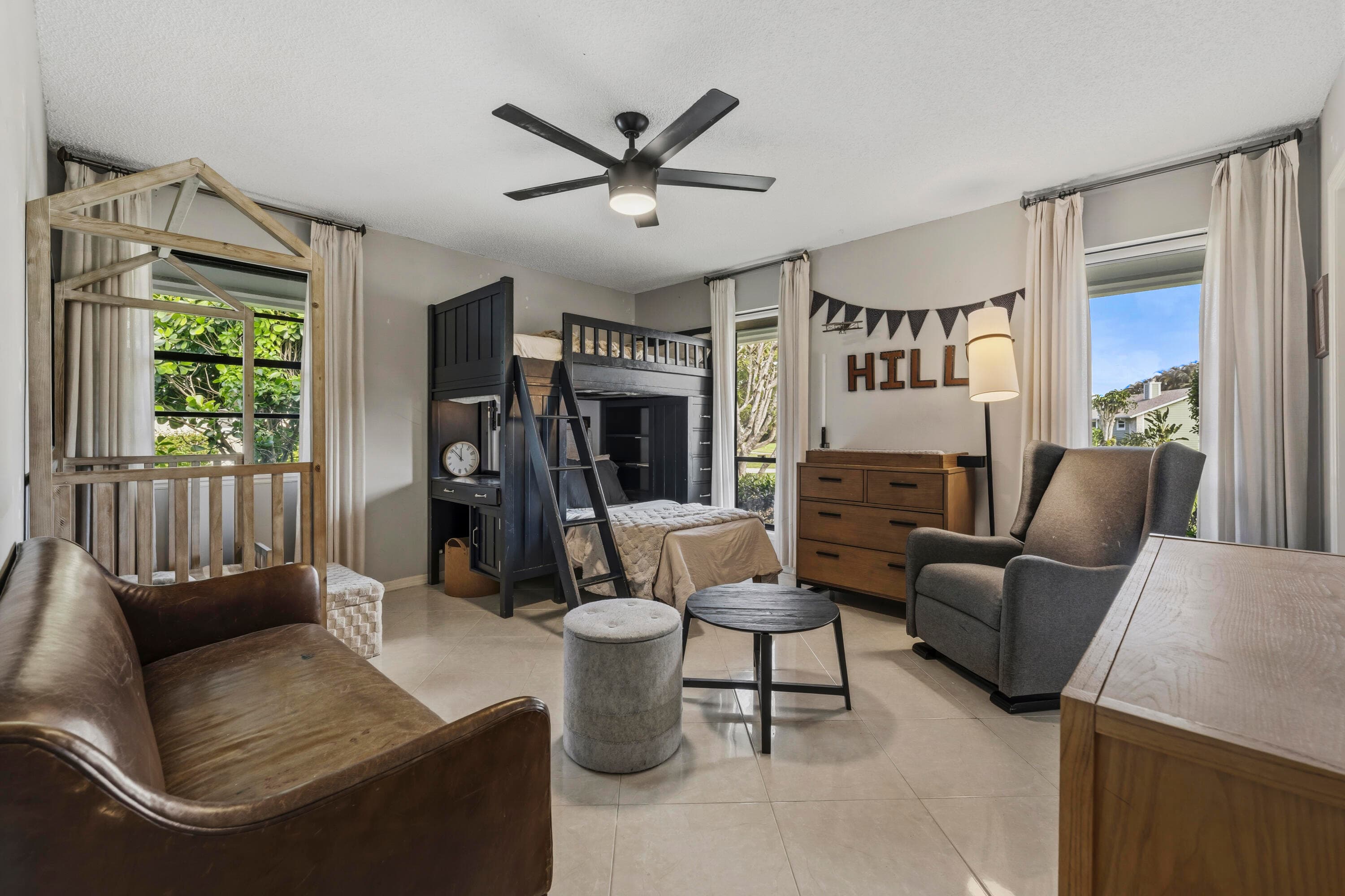 8015 SE Trenton Avenue, Hobe Sound, FL 33455 — photo 20 of 30
