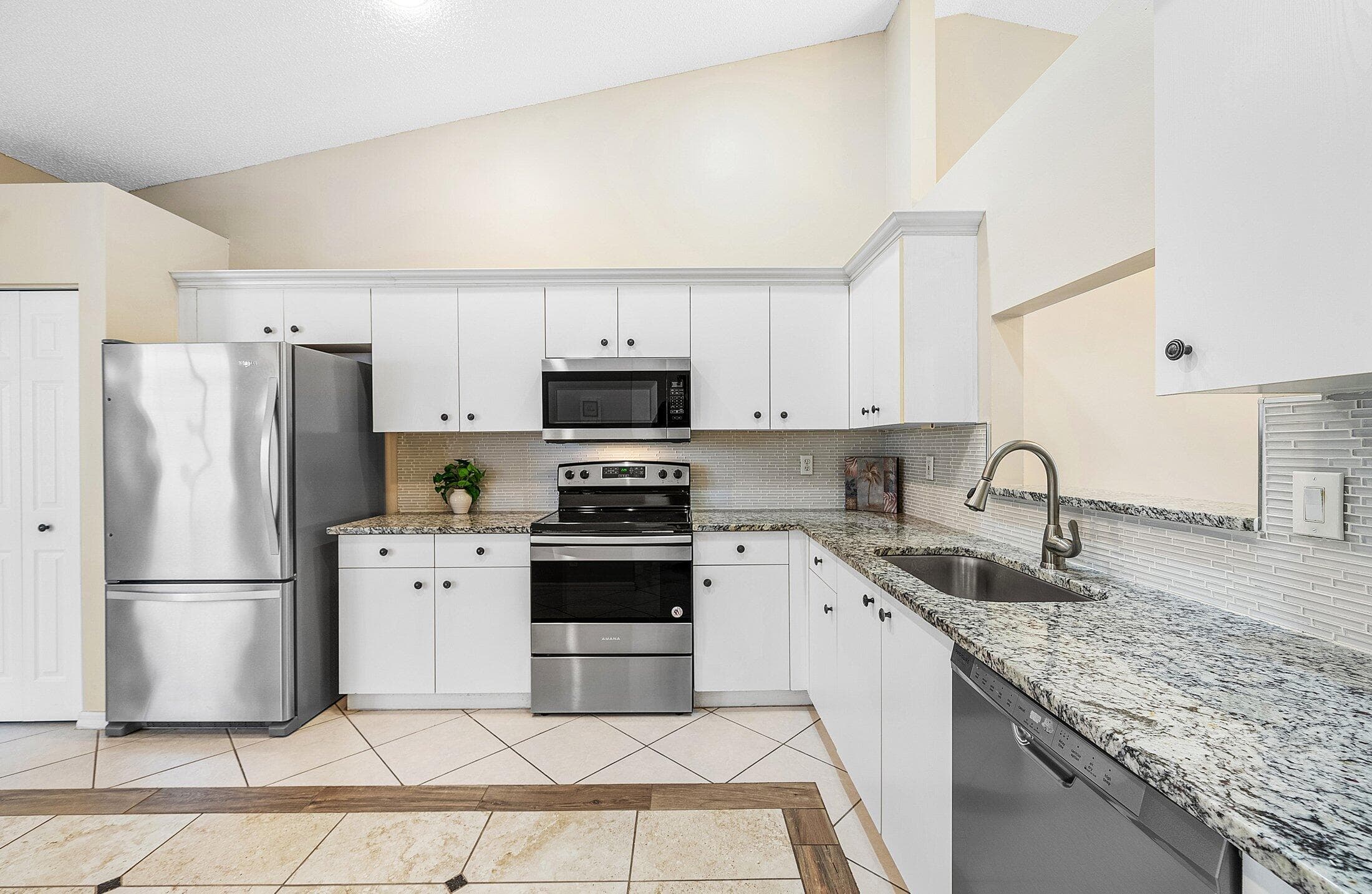 6060 Petunia Road, Delray Beach, FL 33484 — photo 5 of 59