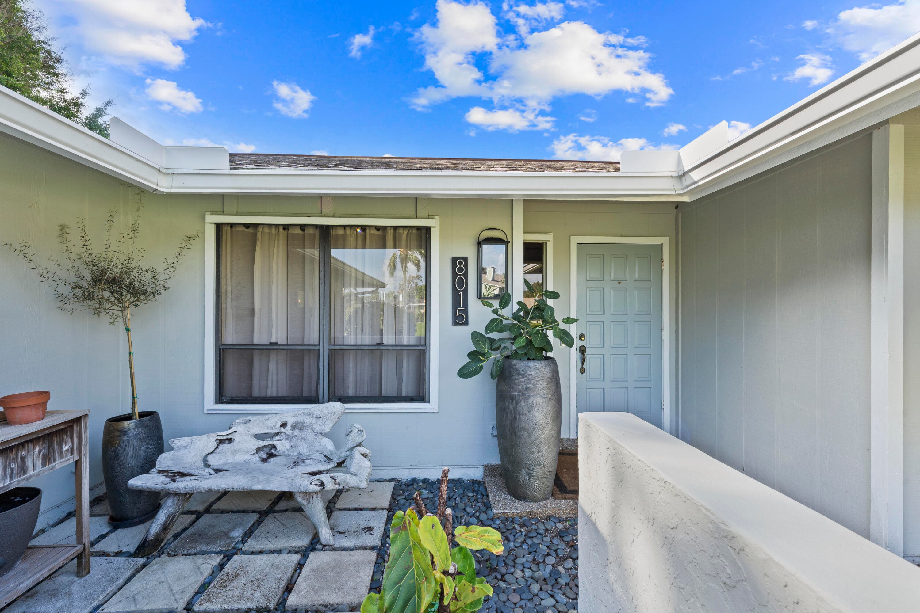 8015 SE Trenton Avenue, Hobe Sound, FL 33455 — photo 4 of 30