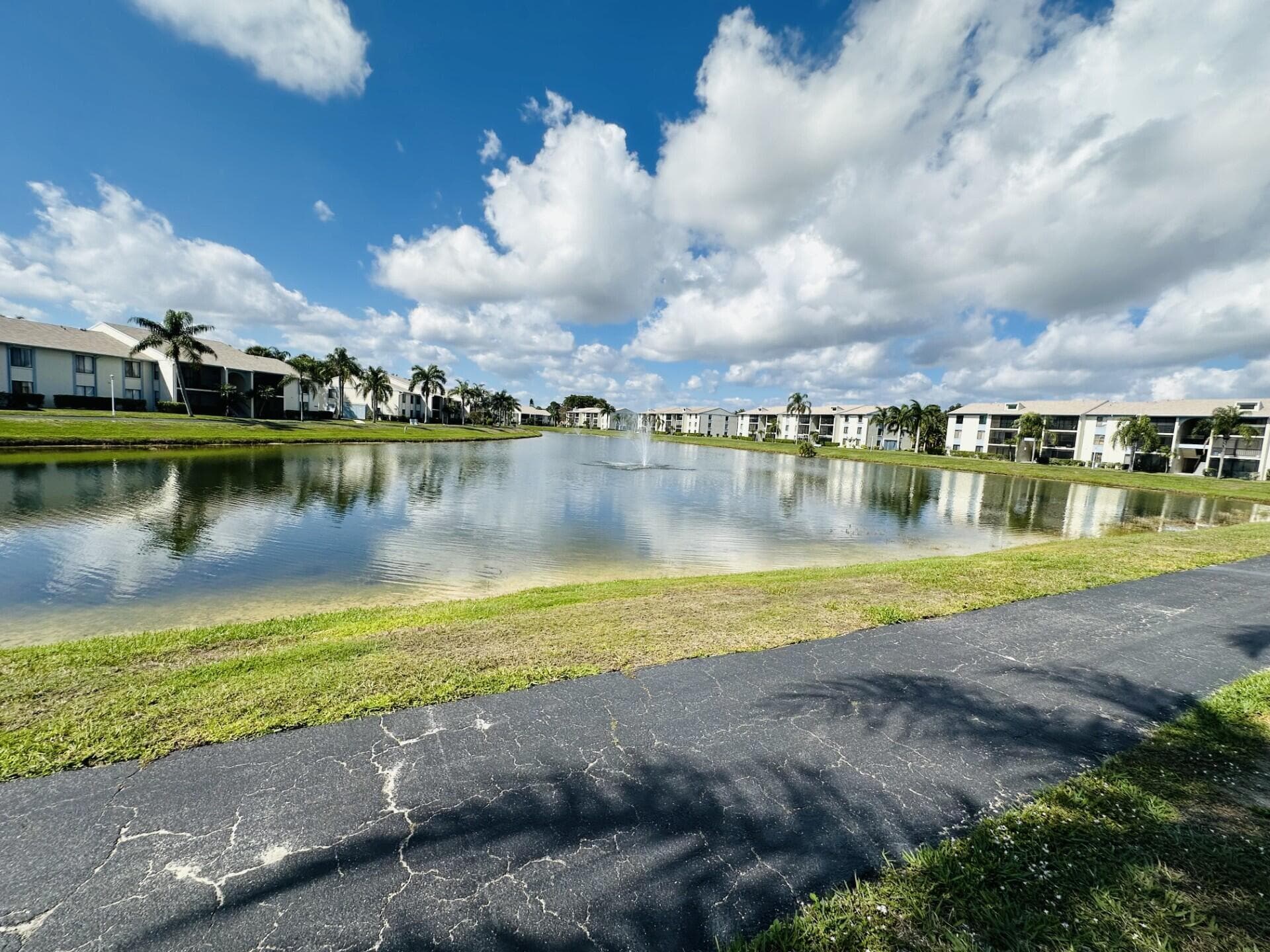 1110 Green Pine Boulevard B2, West Palm Beach, FL 33409 — photo 8 of 11