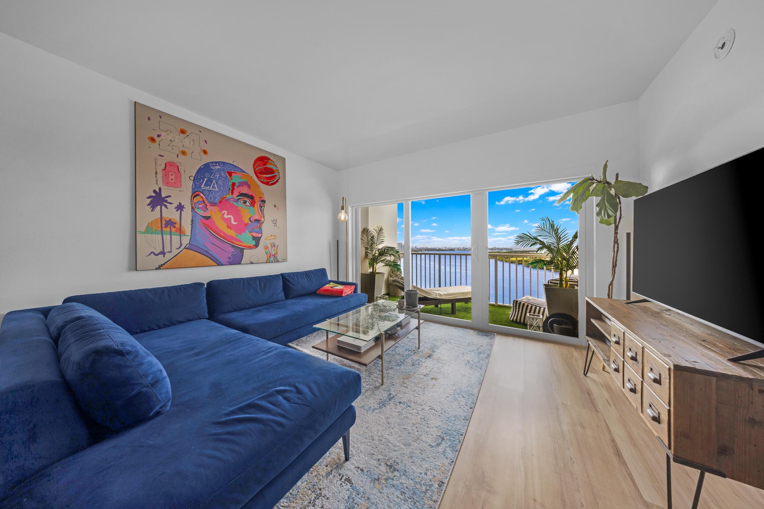 300 Bayview Drive 1614, Sunny Isles Beach, FL 33160 — photo 13 of 31