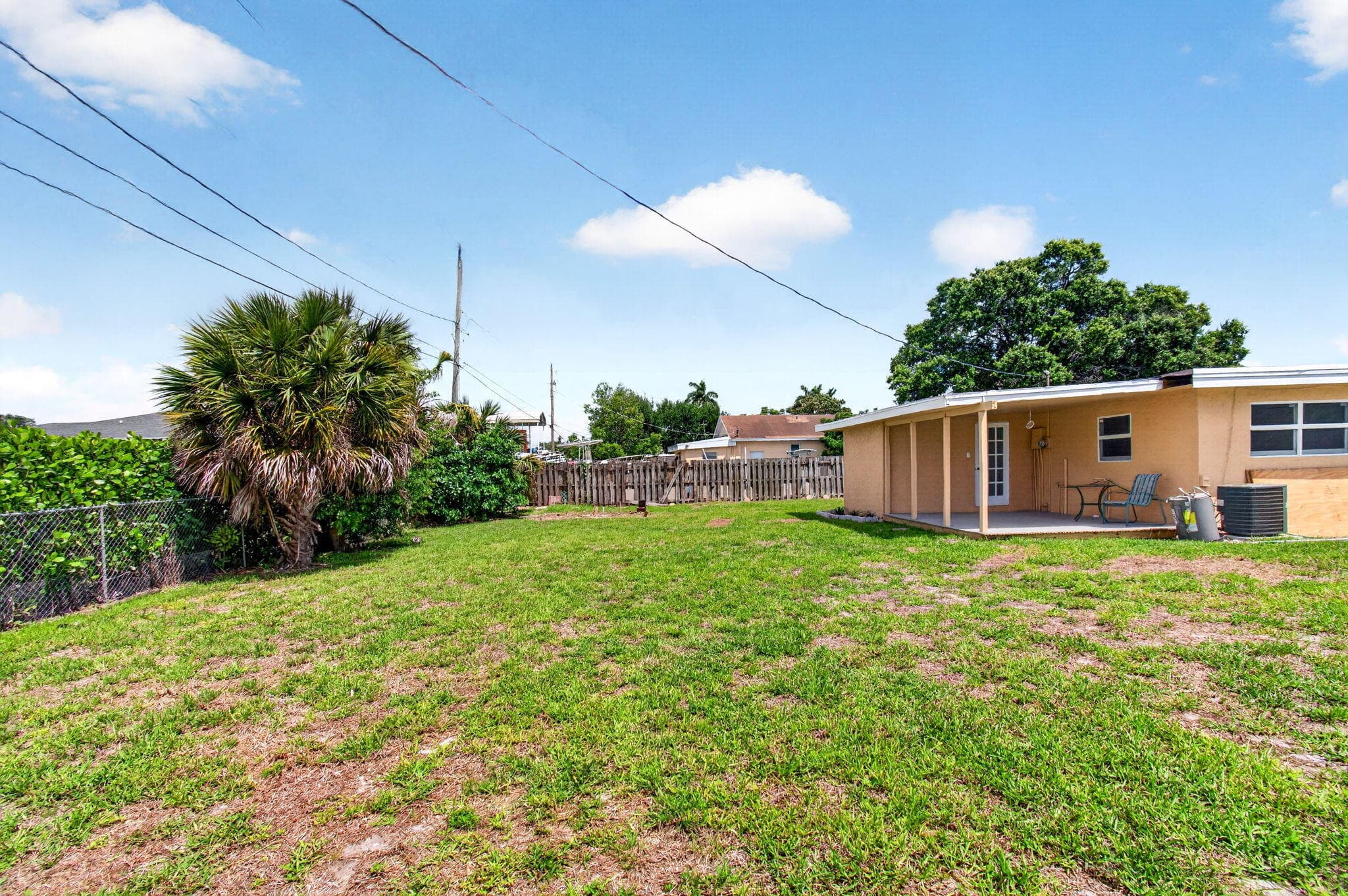 1537 E Breezy Lane, Plantation Mobile Home Park, FL 33417 — photo 10 of 11