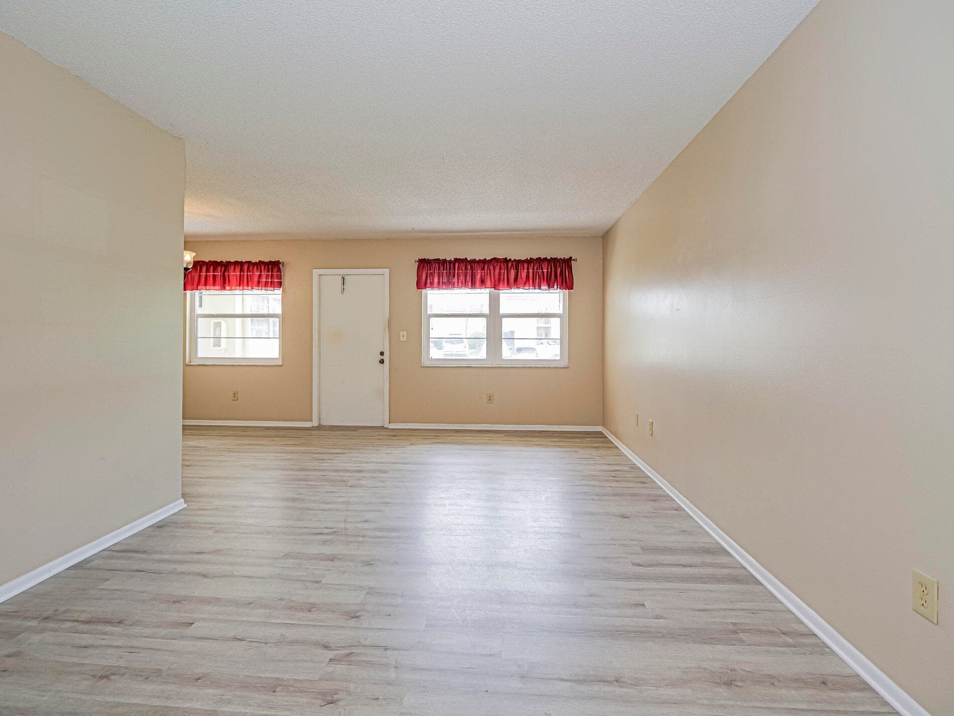 4 Vista Palm Lane 105, Vero Beach, FL 32962 — photo 8 of 36