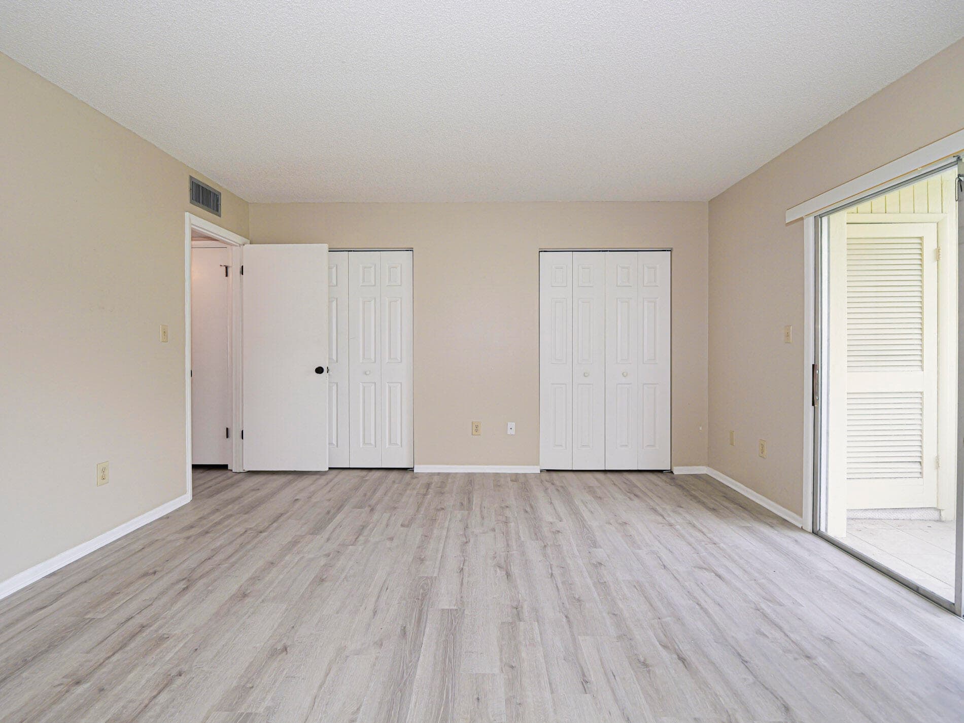 4 Vista Palm Lane 105, Vero Beach, FL 32962 — photo 17 of 36
