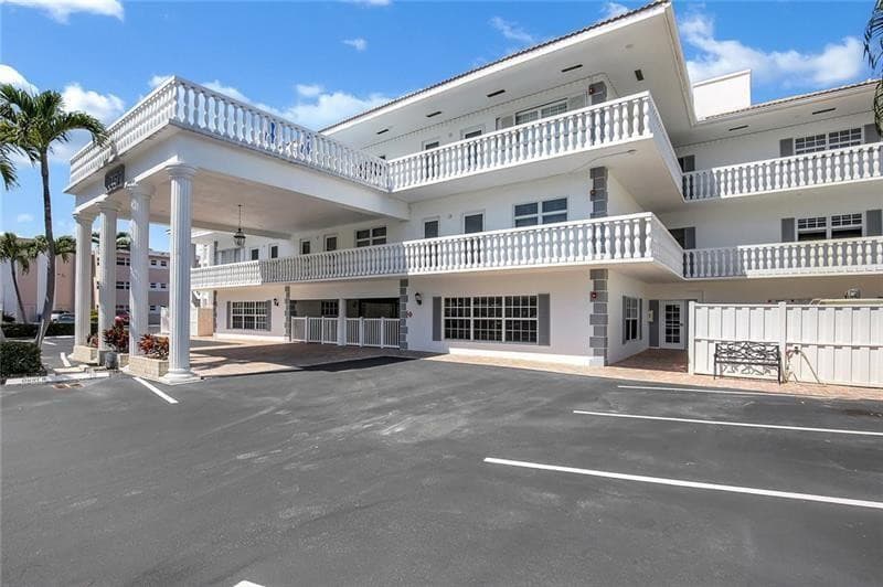 1461 S Ocean Boulevard 107, Lauderdale-By-The-Sea, FL 33062 — photo 16 of 55