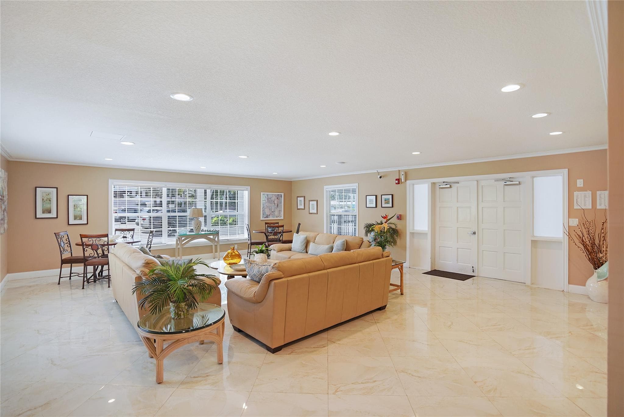 1461 S Ocean Boulevard 107, Lauderdale-By-The-Sea, FL 33062 — photo 19 of 55