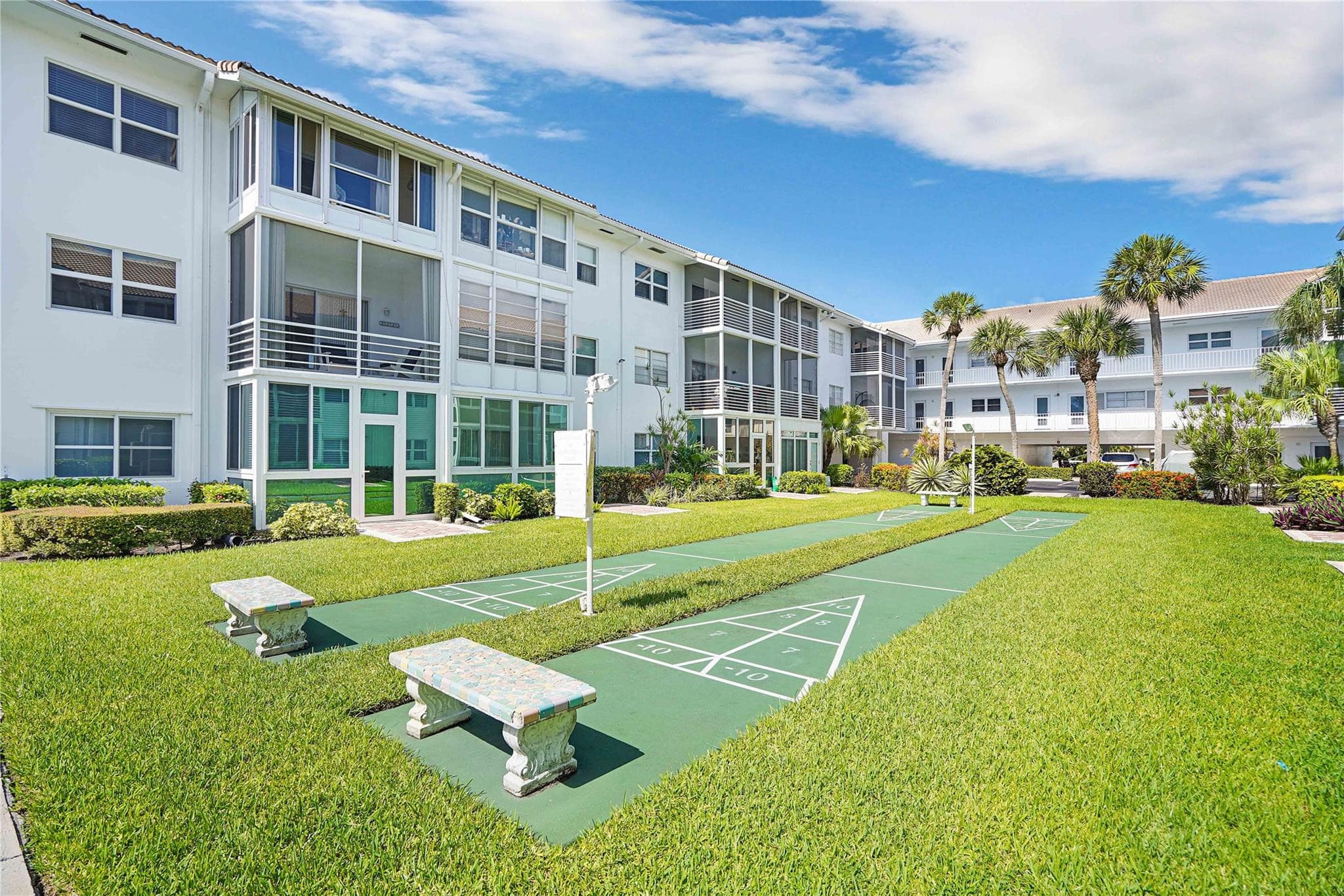 1461 S Ocean Boulevard 107, Lauderdale-By-The-Sea, FL 33062 — photo 38 of 55