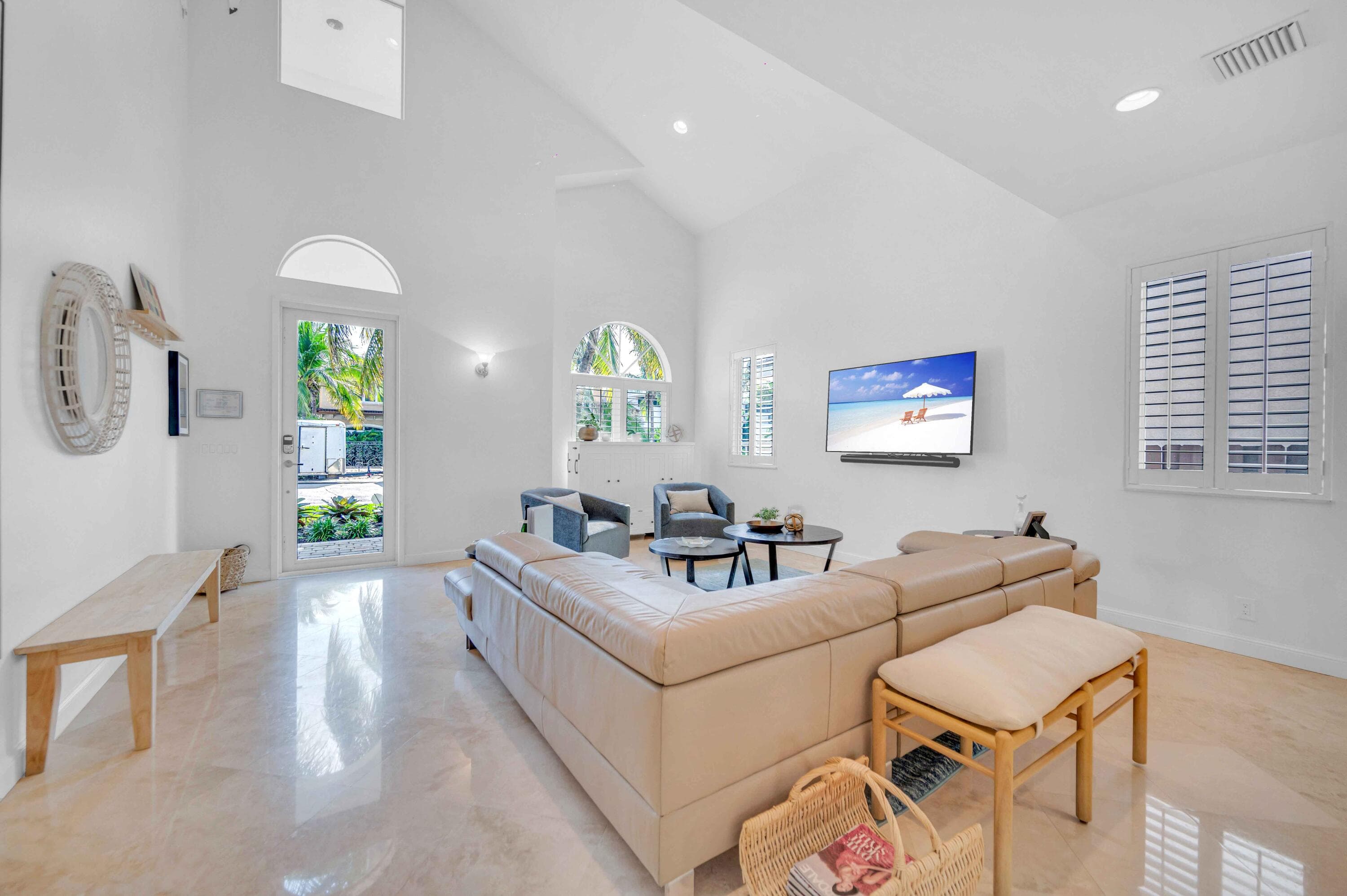 3315 NE 17th Street, Fort Lauderdale, FL 33305 — photo 7 of 42