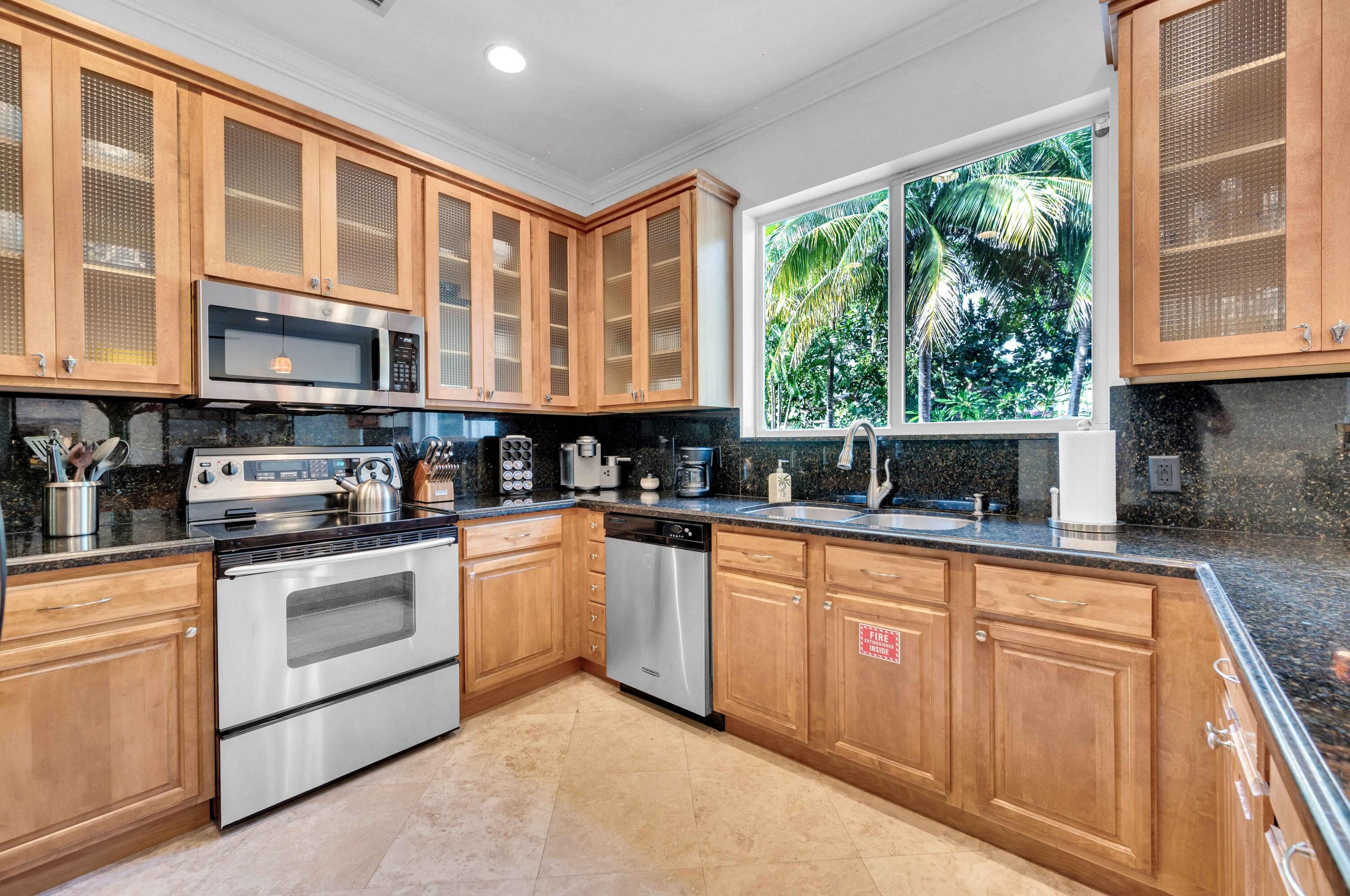 3315 NE 17th Street, Fort Lauderdale, FL 33305 — photo 12 of 42