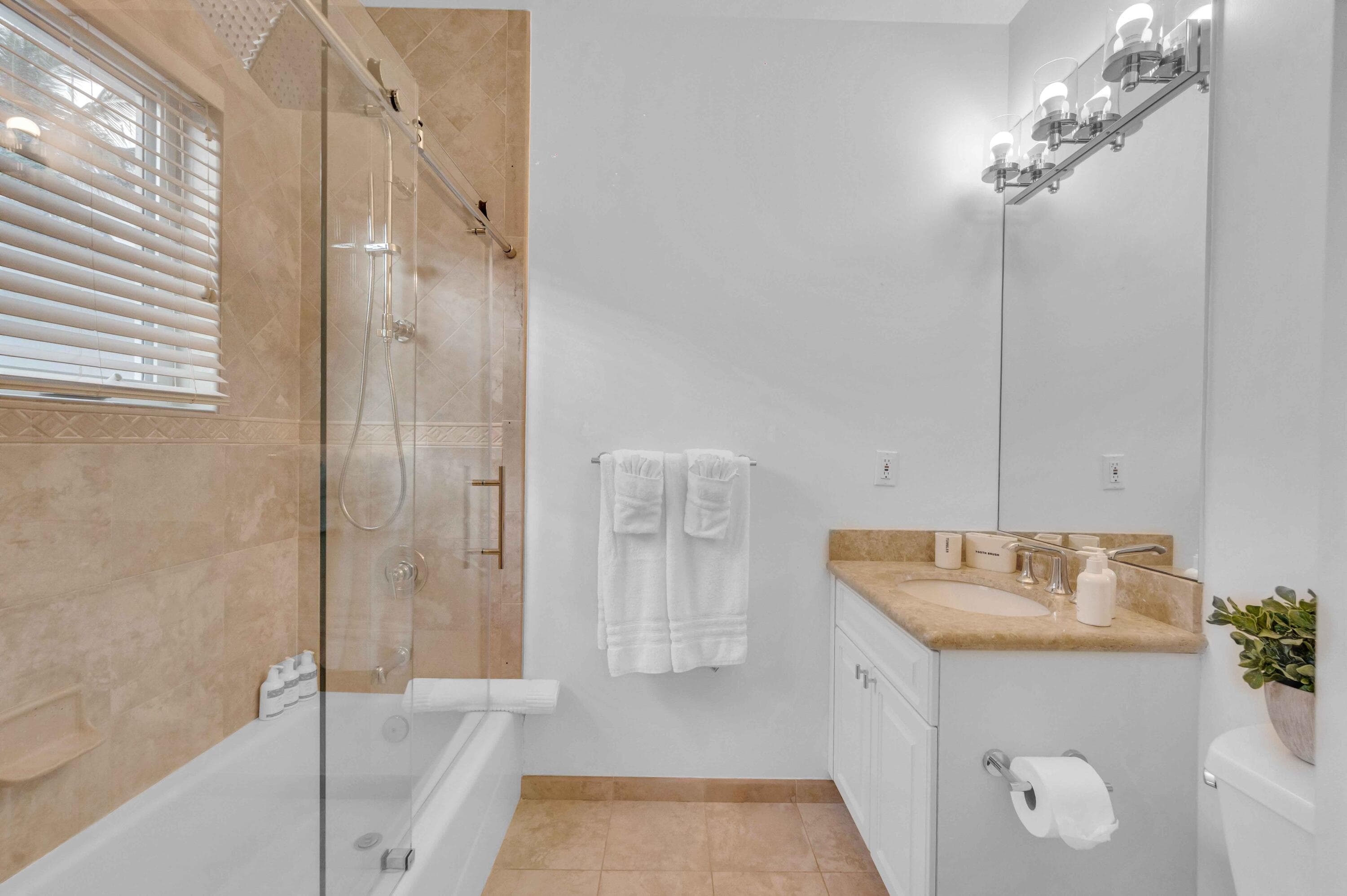 3315 NE 17th Street, Fort Lauderdale, FL 33305 — photo 28 of 42