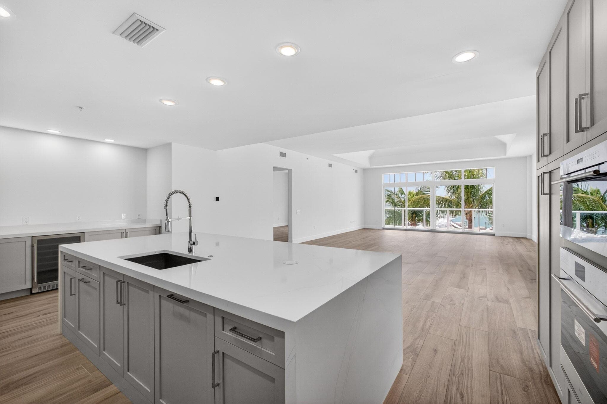 176 Lake Drive 1-302, Palm Beach Shores, FL 33404 — photo 15 of 56