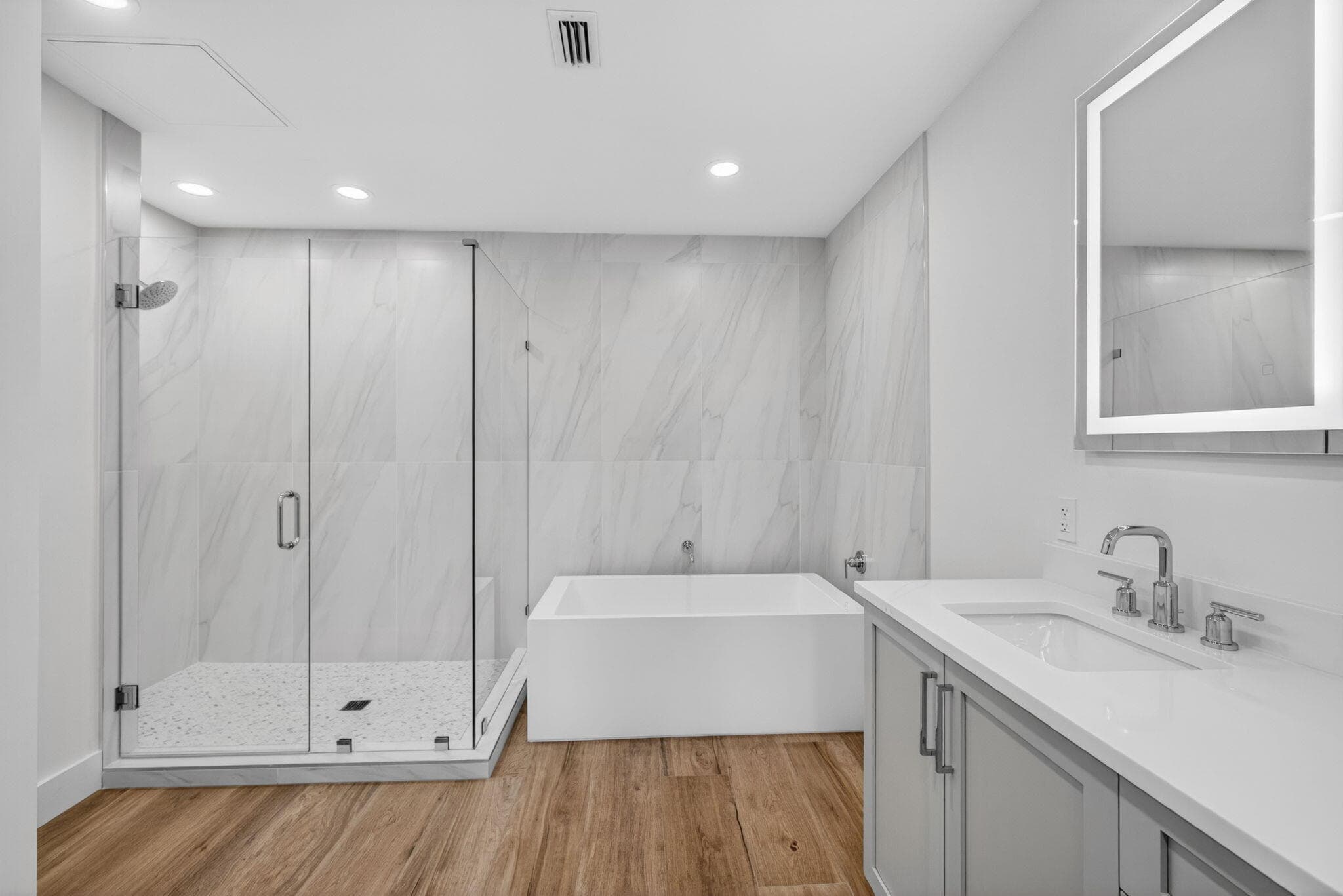 176 Lake Drive 1-302, Palm Beach Shores, FL 33404 — photo 43 of 56