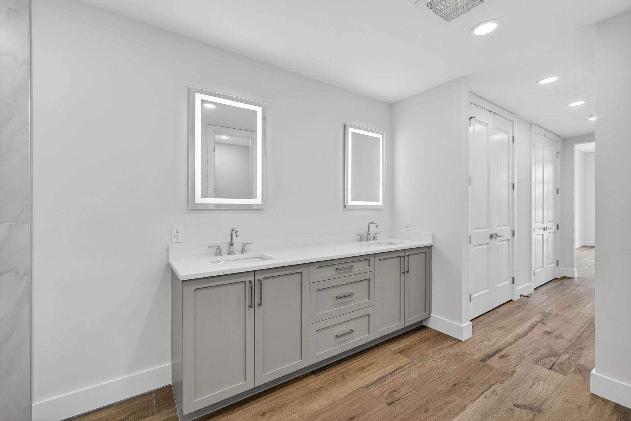 176 Lake Drive 1-302, Palm Beach Shores, FL 33404 — photo 44 of 56