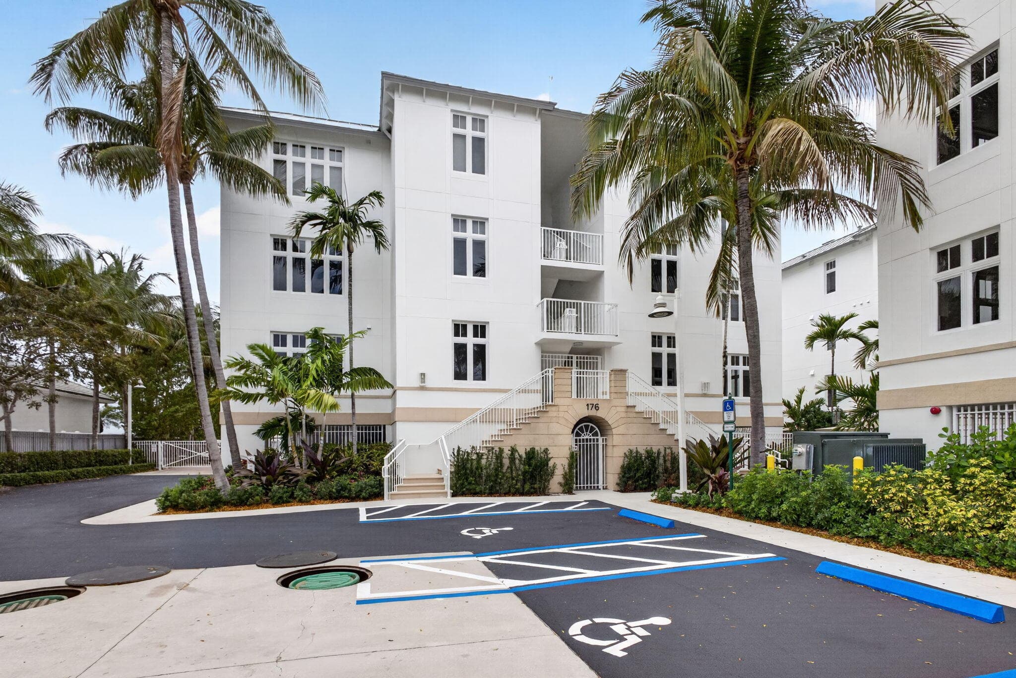 176 Lake Drive 1-302, Palm Beach Shores, FL 33404 — photo 46 of 56