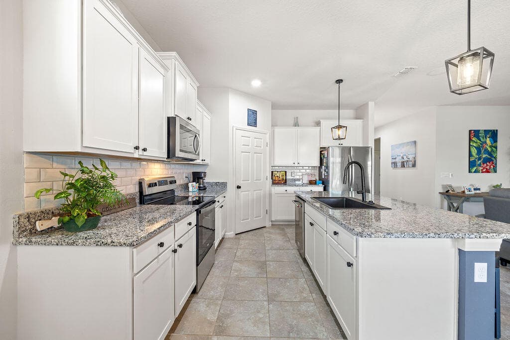 2165 SW Hawk River Dr Drive SW, Vero Beach, FL 32962 — photo 11 of 56