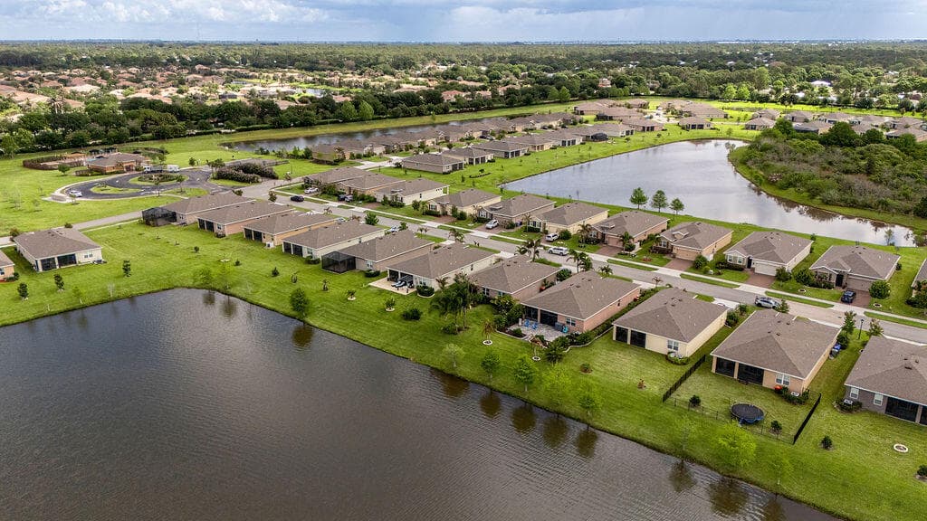 2165 SW Hawk River Dr Drive SW, Vero Beach, FL 32962 — photo 51 of 56