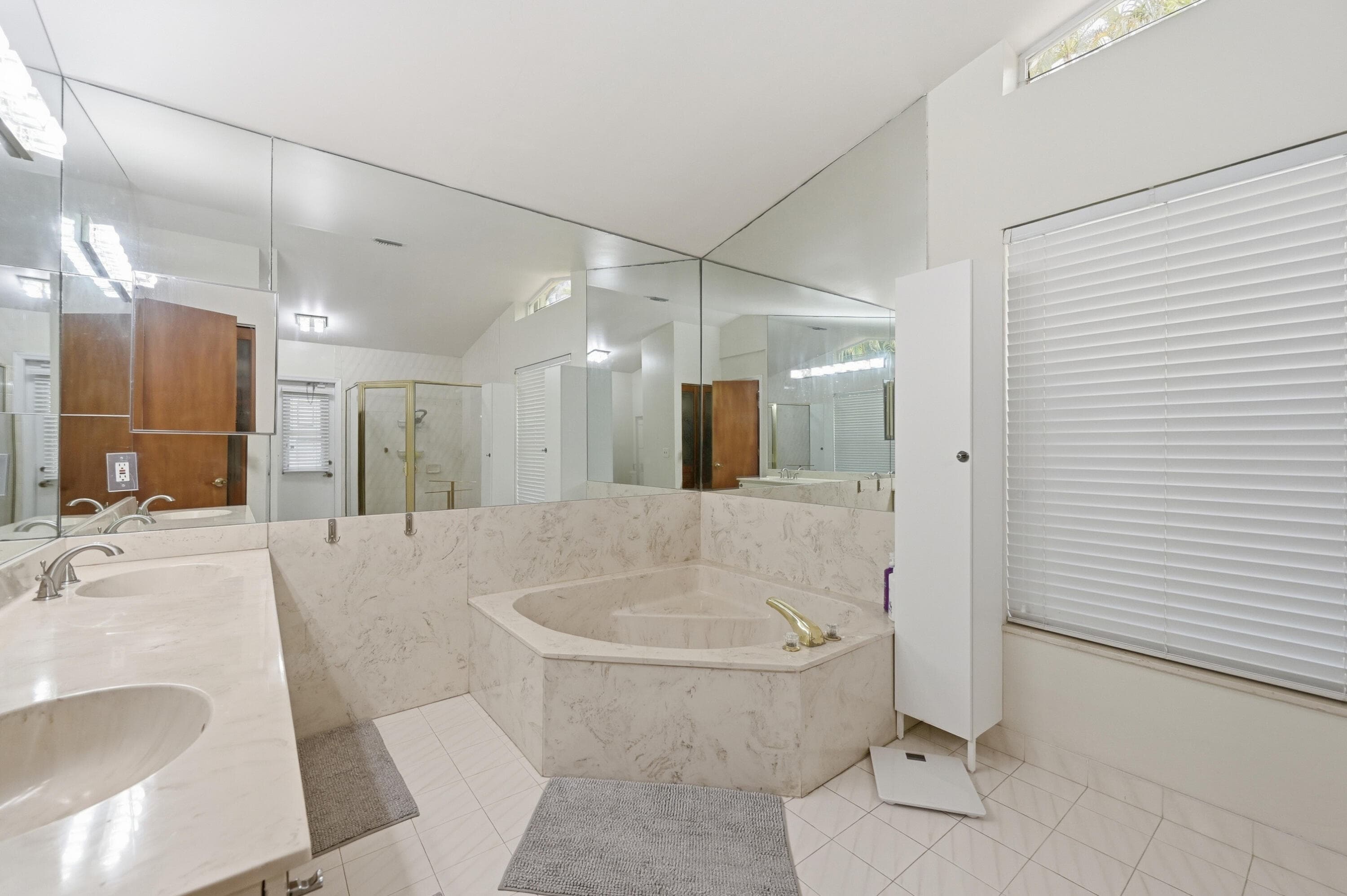12043 SW 1st Street, Coral Springs, FL 33071 — photo 15 of 35