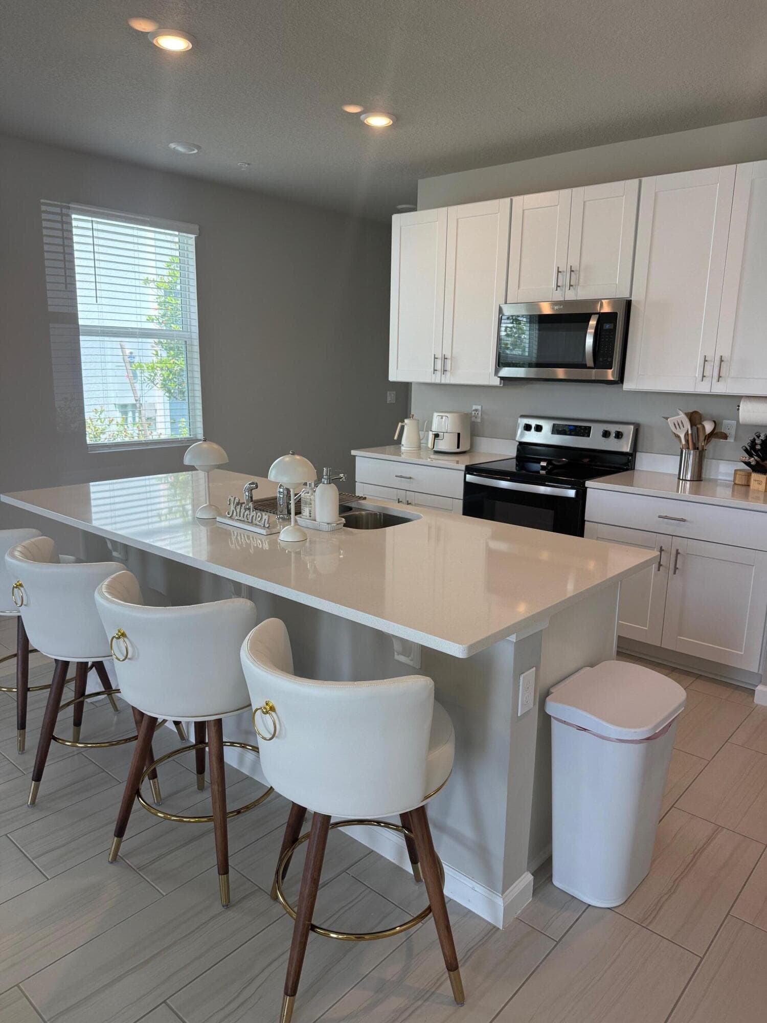 389 Salisbury Circle, Fort Pierce, FL 34982 — photo 2 of 30