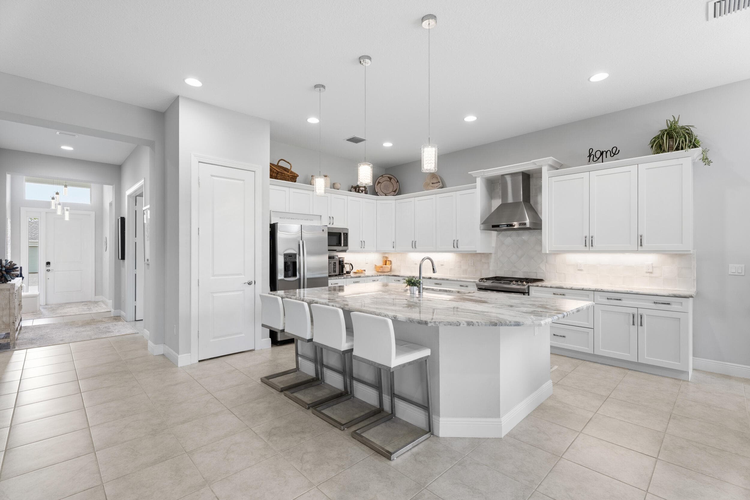 6390 High Pointe West Way, Vero Beach, FL 32967 — photo 8 of 49