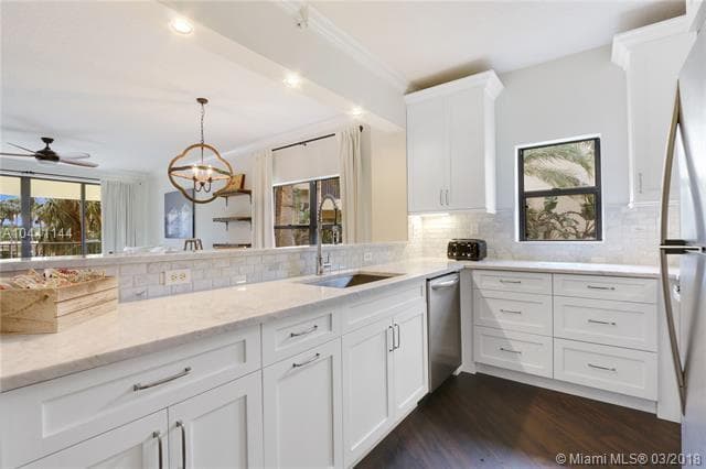 100 Uno Lago Drive 205, Juno Beach, FL 33408 — photo 5 of 13