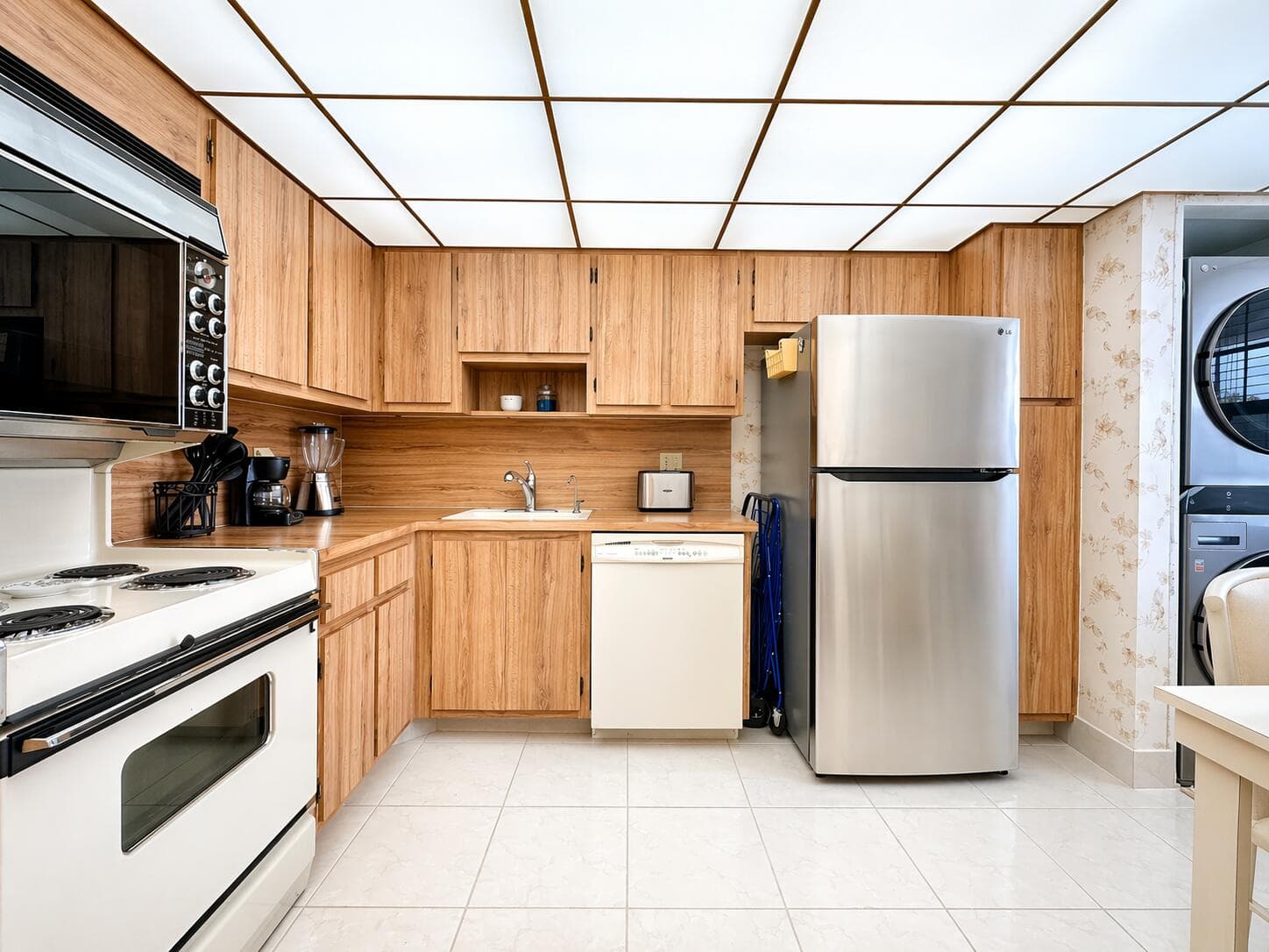 4015 W Palm Aire Drive 205, Pompano Beach, FL 33069 — photo 3 of 15