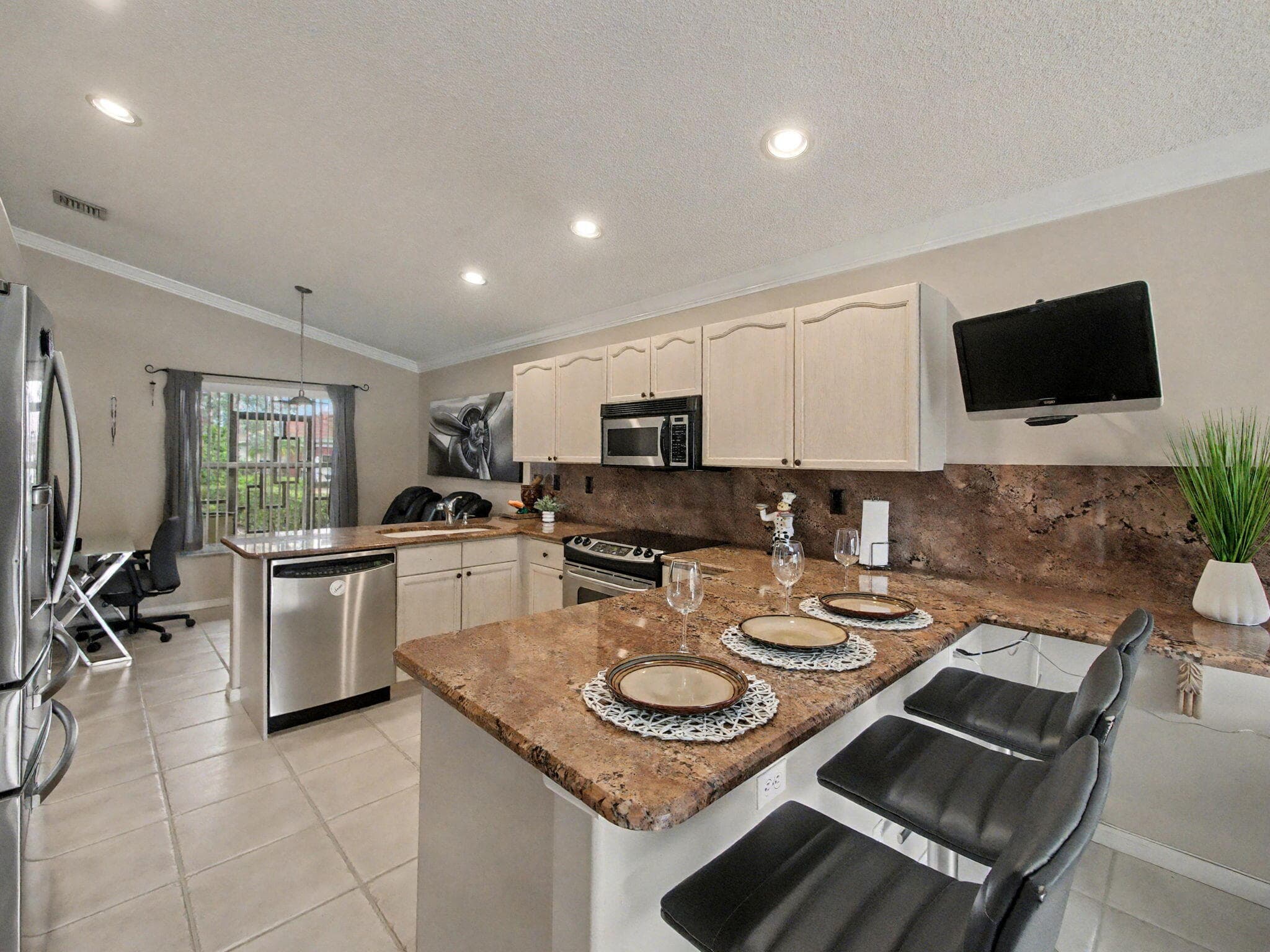 6292 Grand Cypress Circle, Lake Worth, FL 33463 — photo 13 of 47