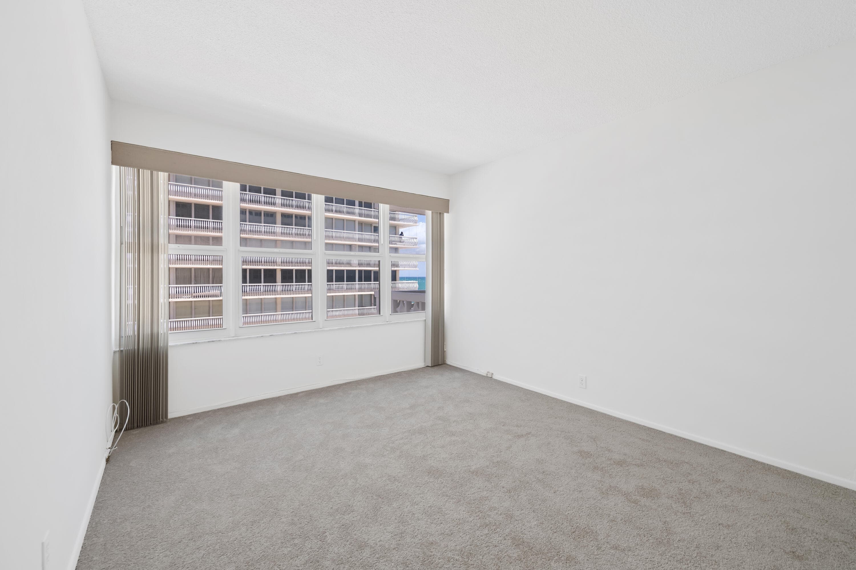 4010 Galt Ocean Drive 702, Fort Lauderdale, FL 33308 — photo 19 of 56