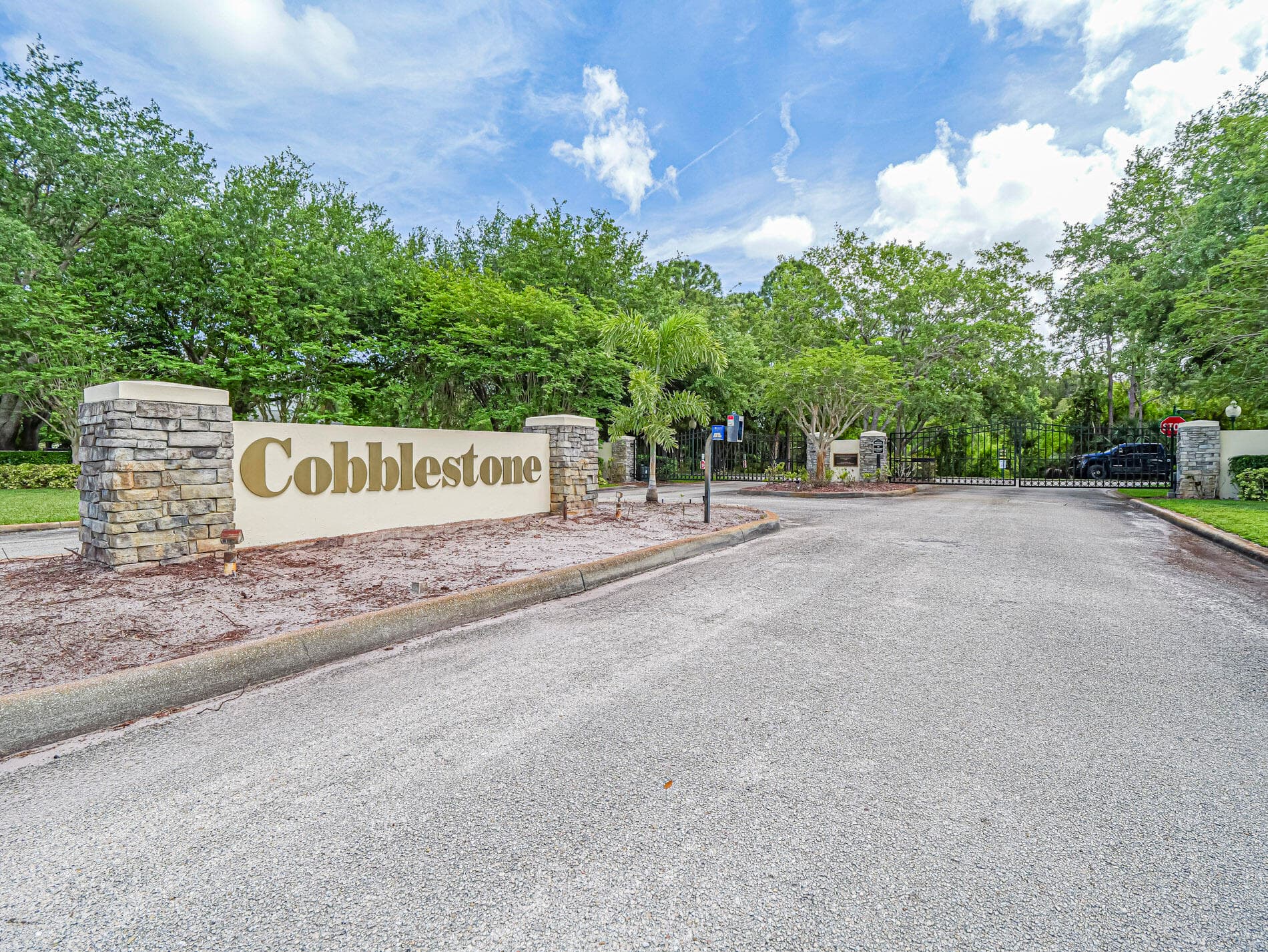 6489 53rd Circle, Vero Beach, FL 32967 — photo 3 of 61