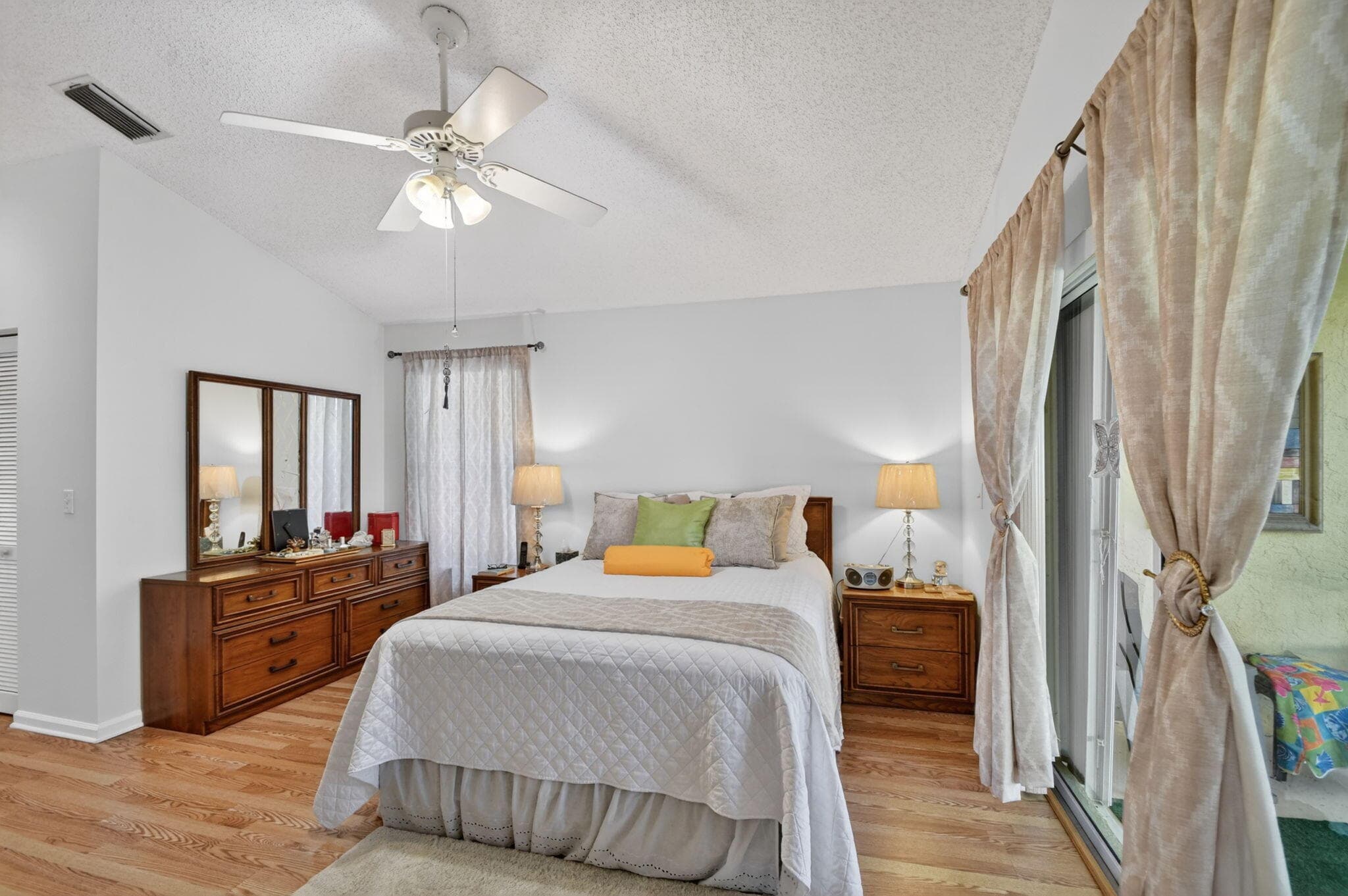 1033 Fairfax Circle W, Boynton Beach, FL 33436 — photo 18 of 57