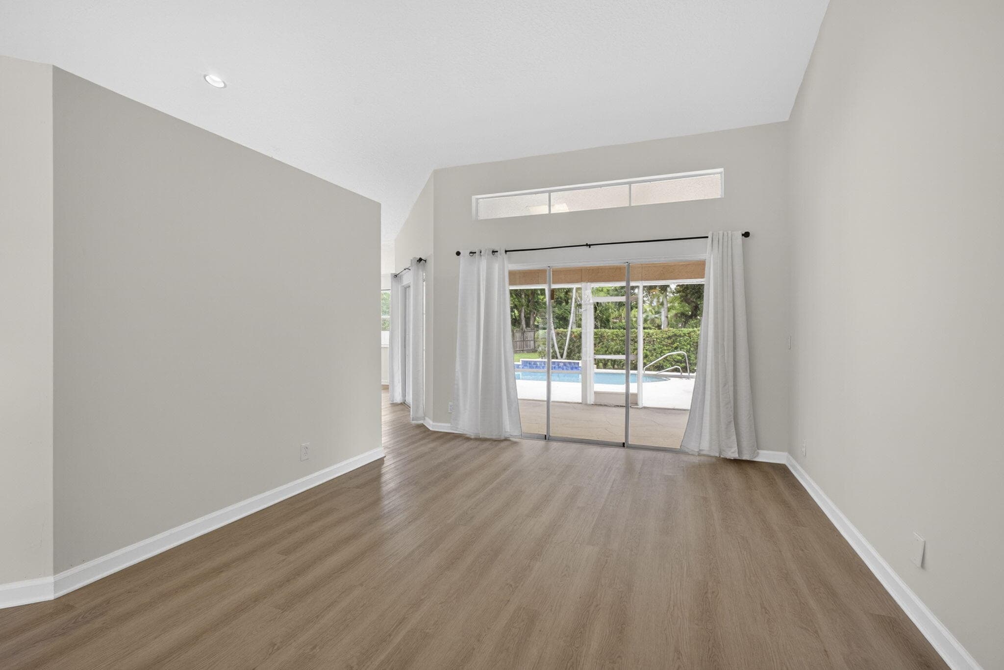 103 Oxford Court, Royal Palm Beach, FL 33411 — photo 10 of 74