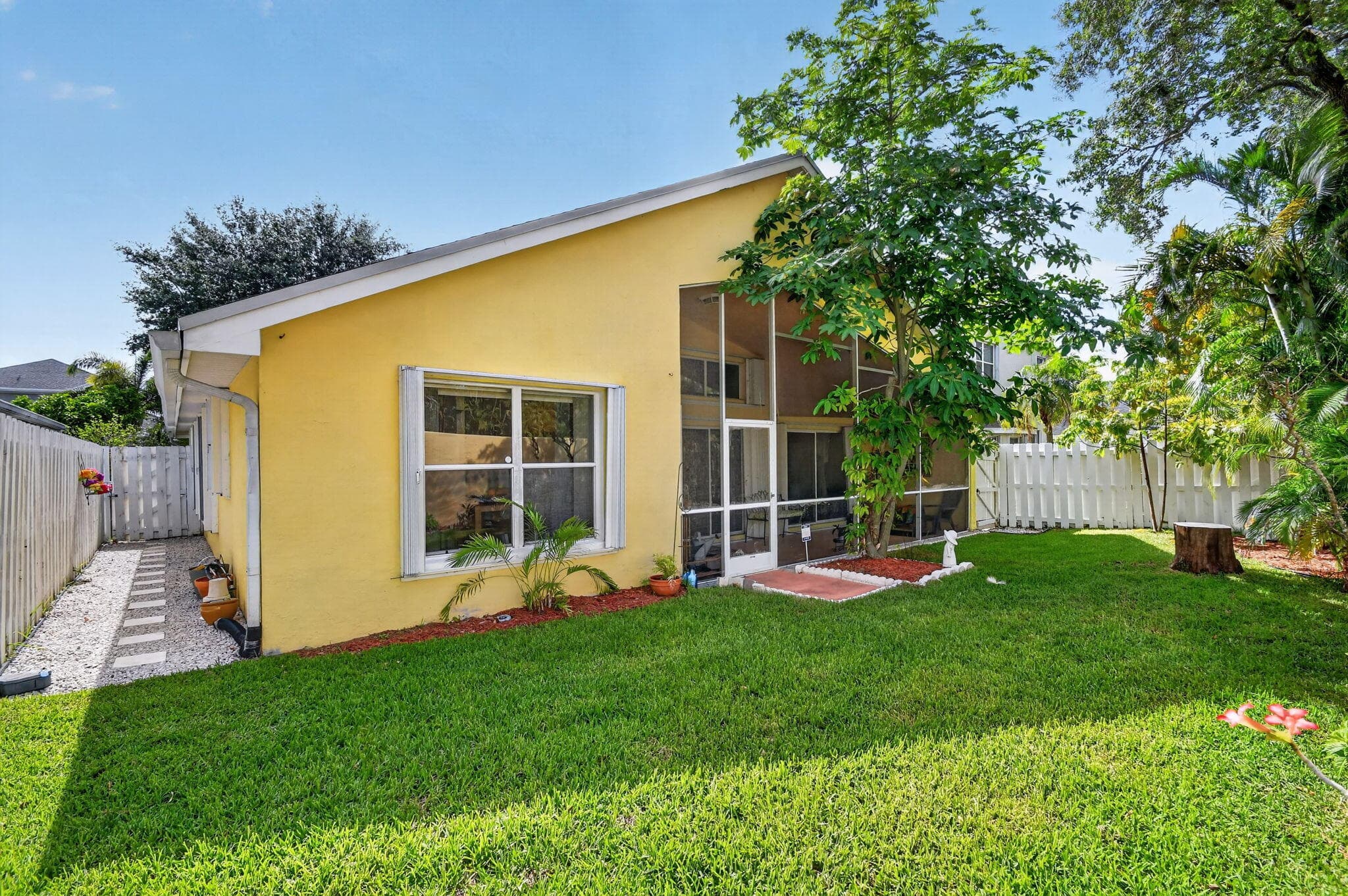 1033 Fairfax Circle W, Boynton Beach, FL 33436 — photo 36 of 57