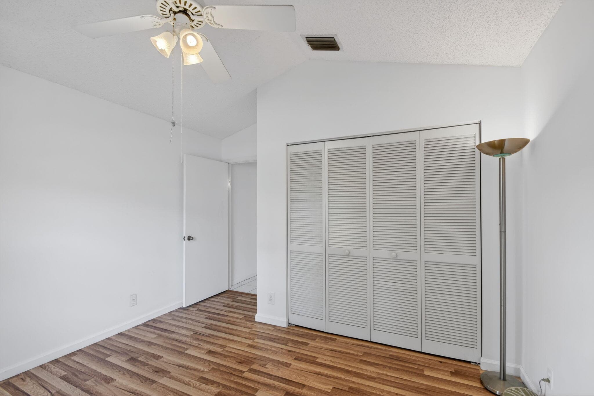 1033 Fairfax Circle W, Boynton Beach, FL 33436 — photo 25 of 57