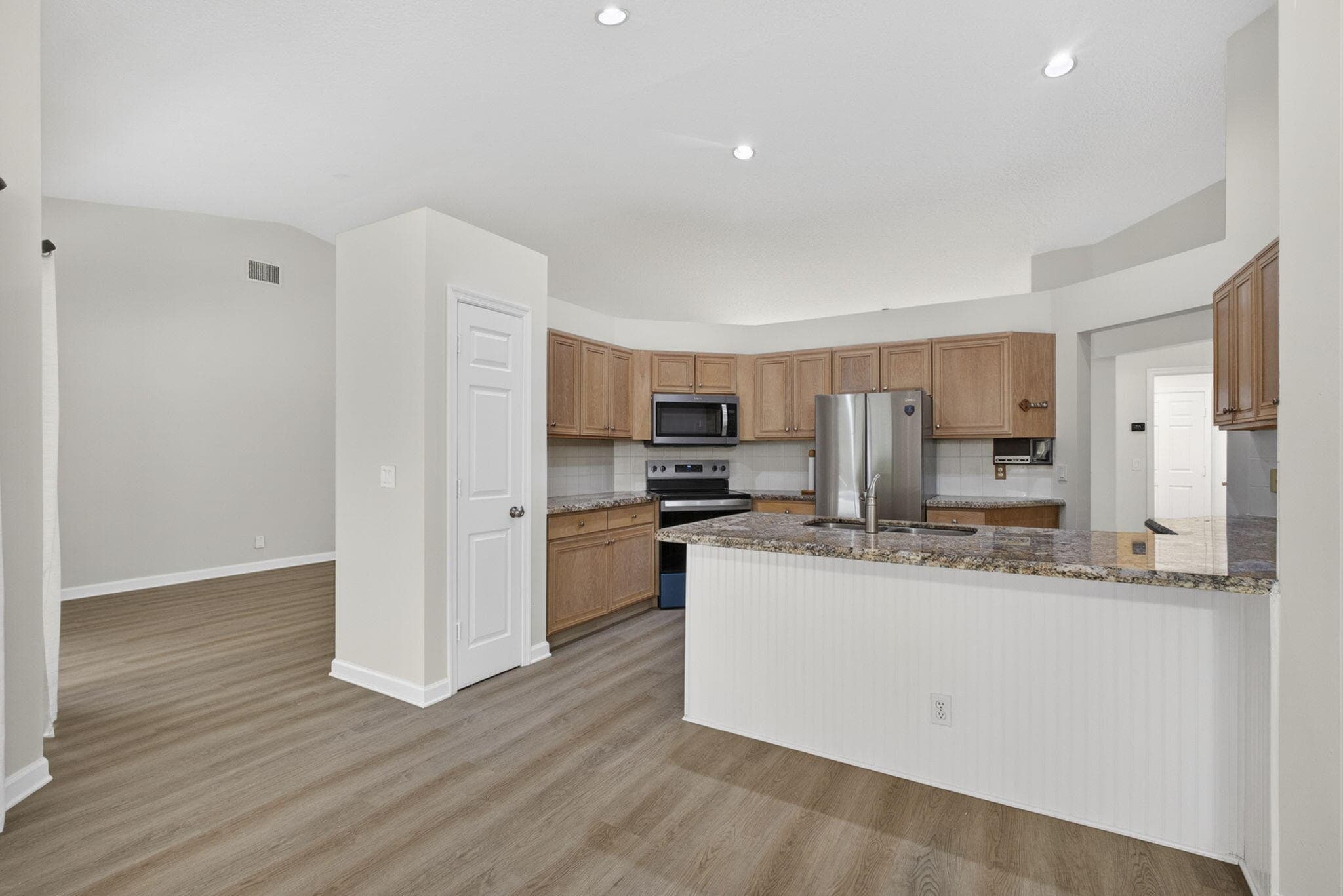 103 Oxford Court, Royal Palm Beach, FL 33411 — photo 21 of 74
