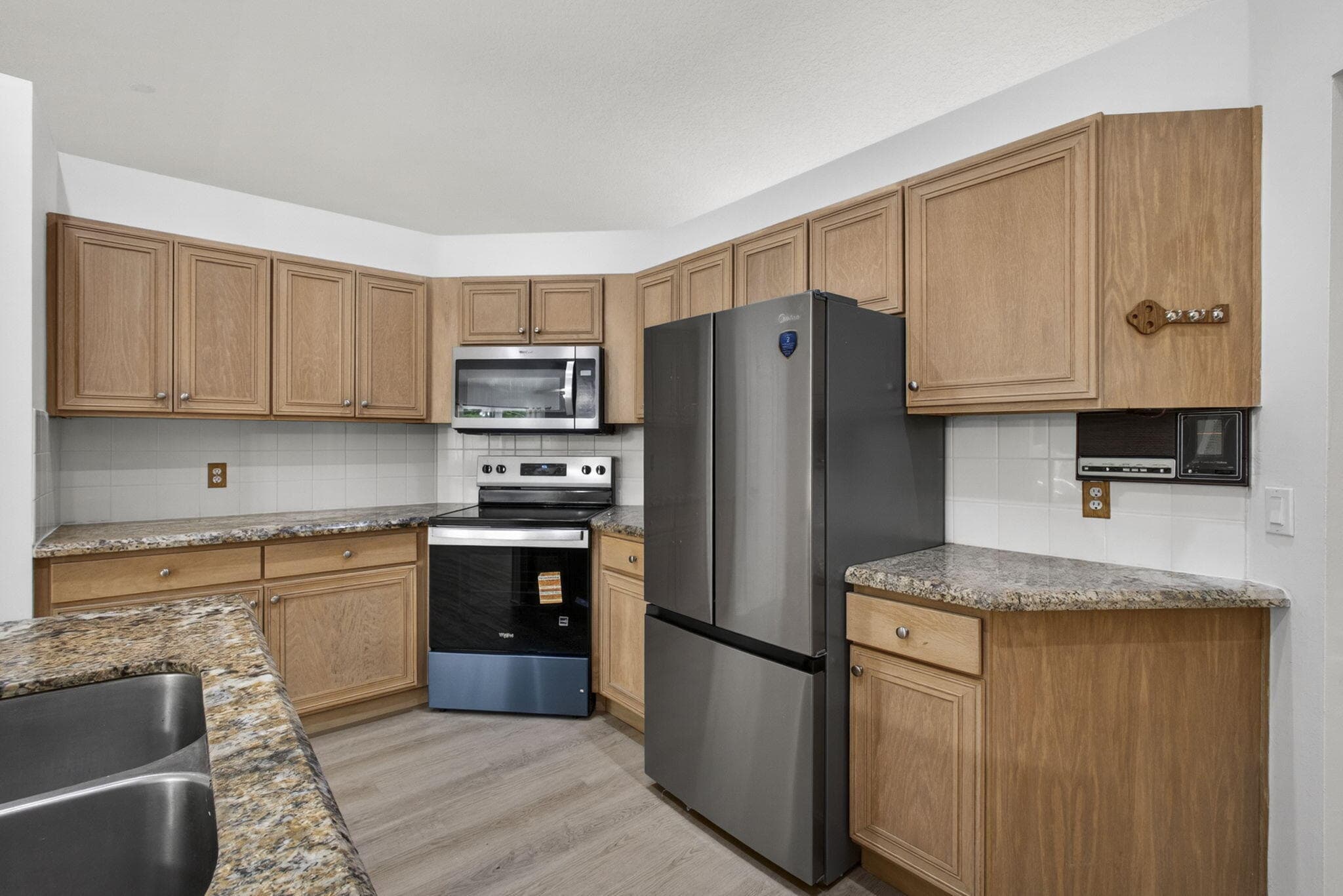 103 Oxford Court, Royal Palm Beach, FL 33411 — photo 22 of 74