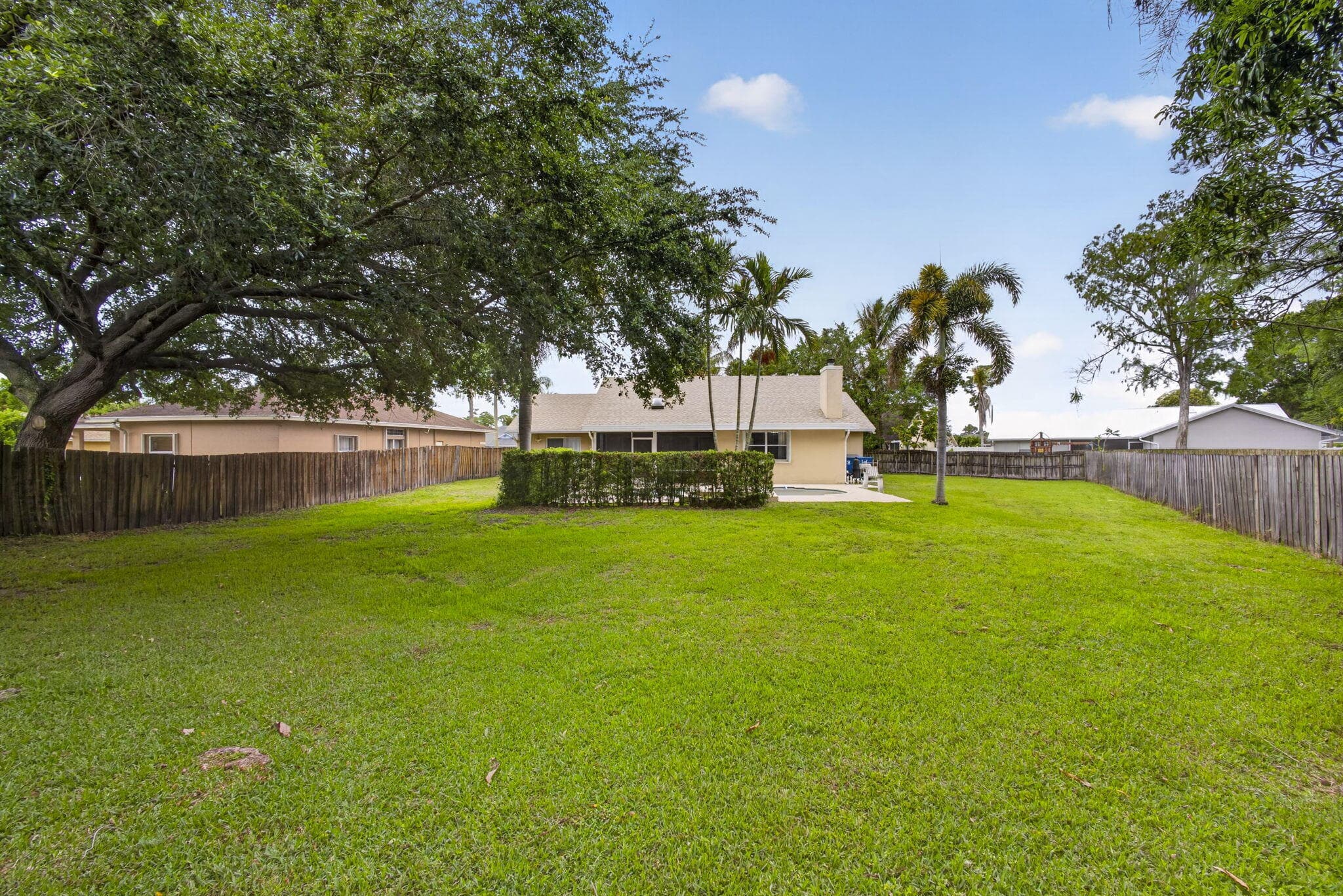 103 Oxford Court, Royal Palm Beach, FL 33411 — photo 59 of 74