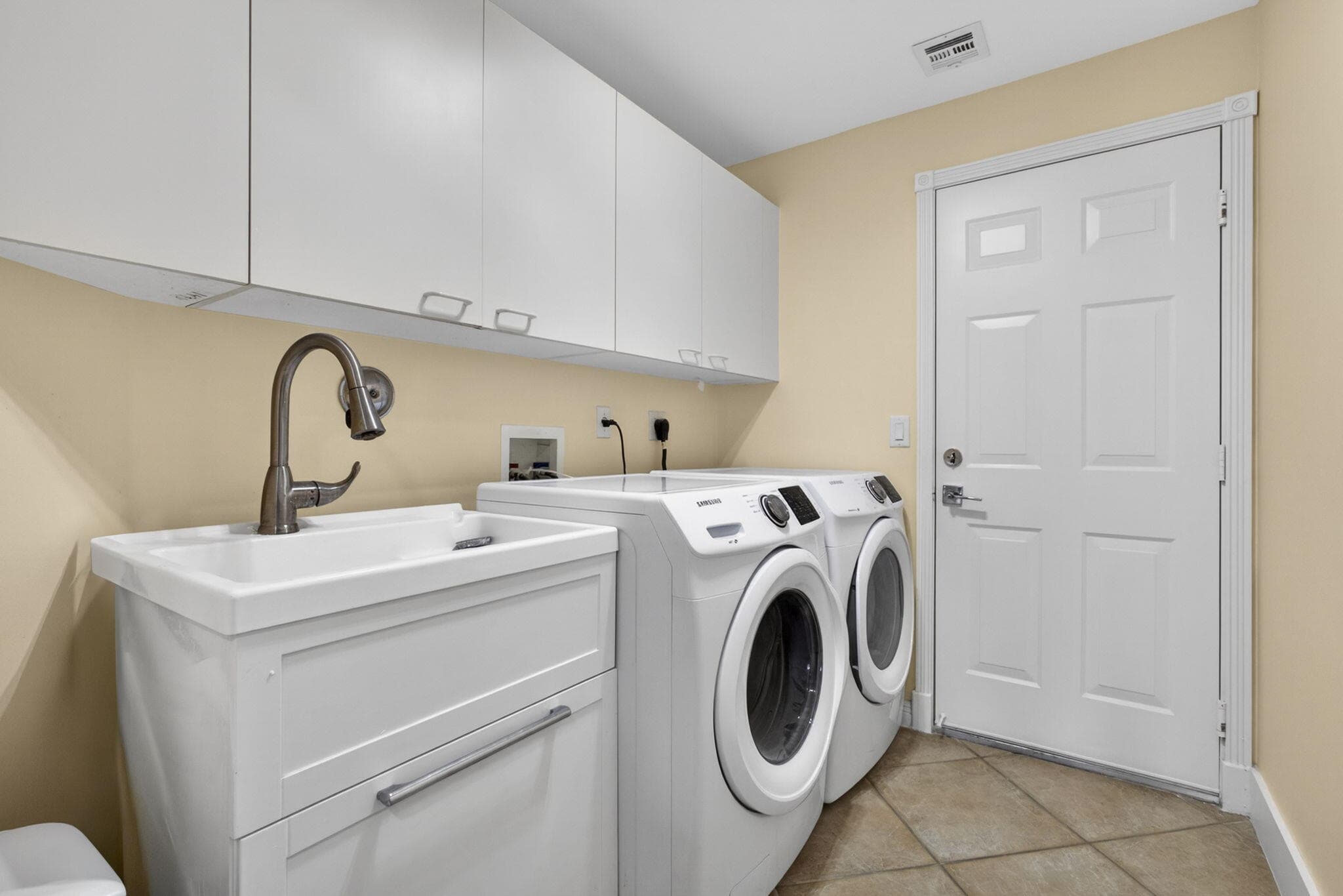 1724 Annandale Circle, Royal Palm Beach, FL 33411 — photo 18 of 84