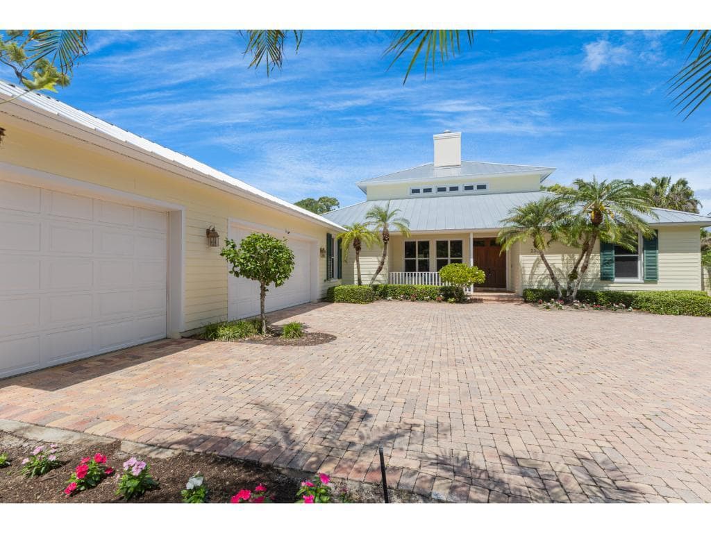 230 Oak Hammock Court SW, Vero Beach, FL 32962 — photo 7 of 62