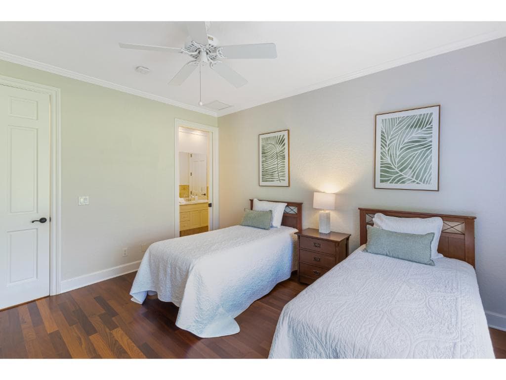230 Oak Hammock Court SW, Vero Beach, FL 32962 — photo 37 of 62