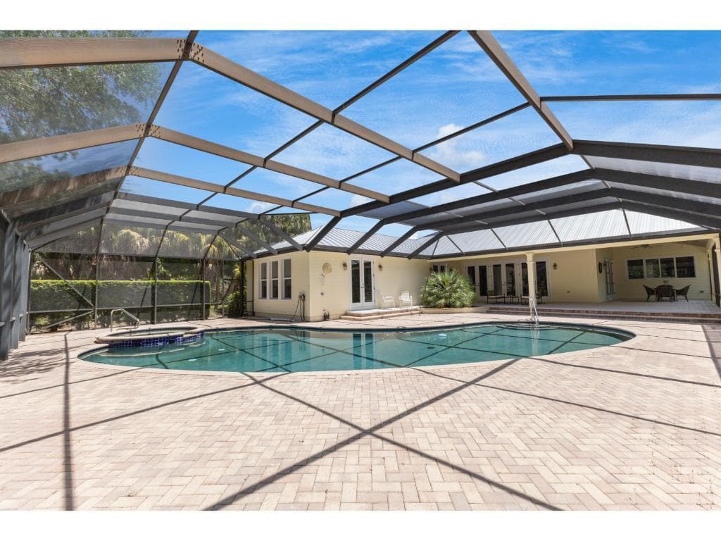 230 Oak Hammock Court SW, Vero Beach, FL 32962 — photo 47 of 62