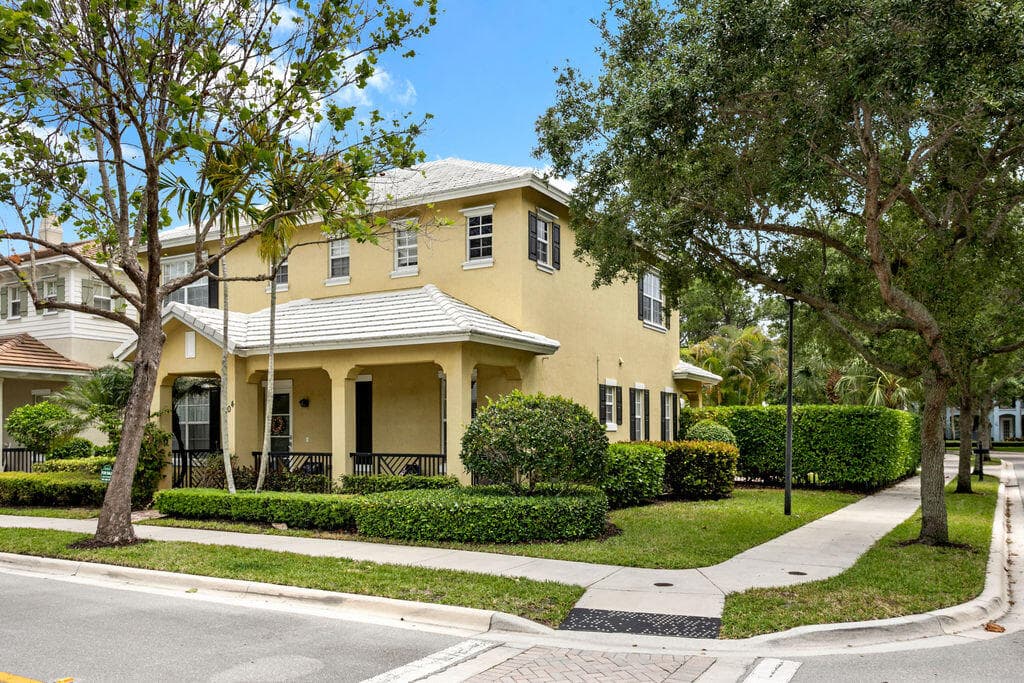 104 Kopsia Drive, Jupiter, FL 33458 — photo 2 of 26