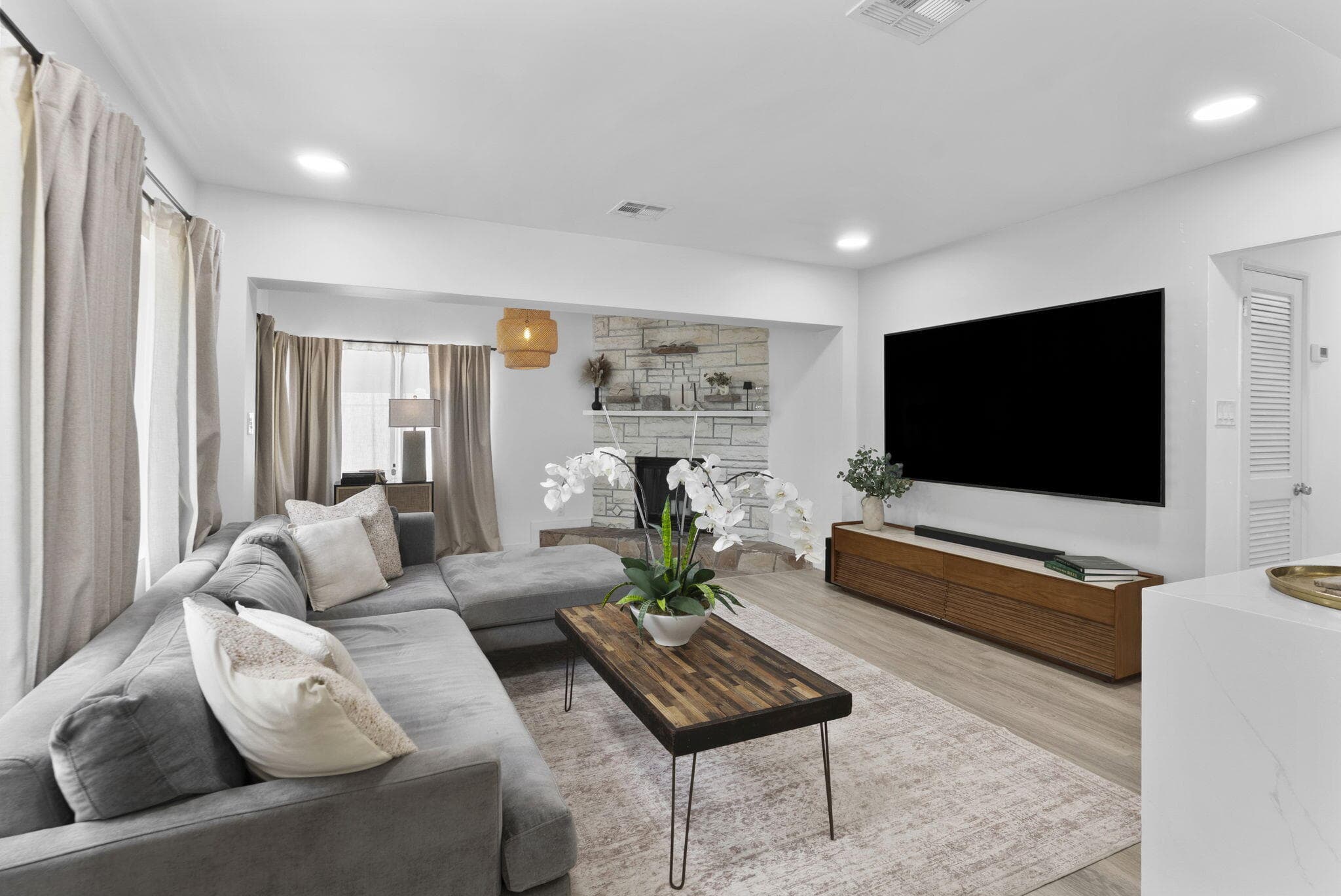 606 SW 19th Street, Fort Lauderdale, FL 33315 — photo 12 of 36