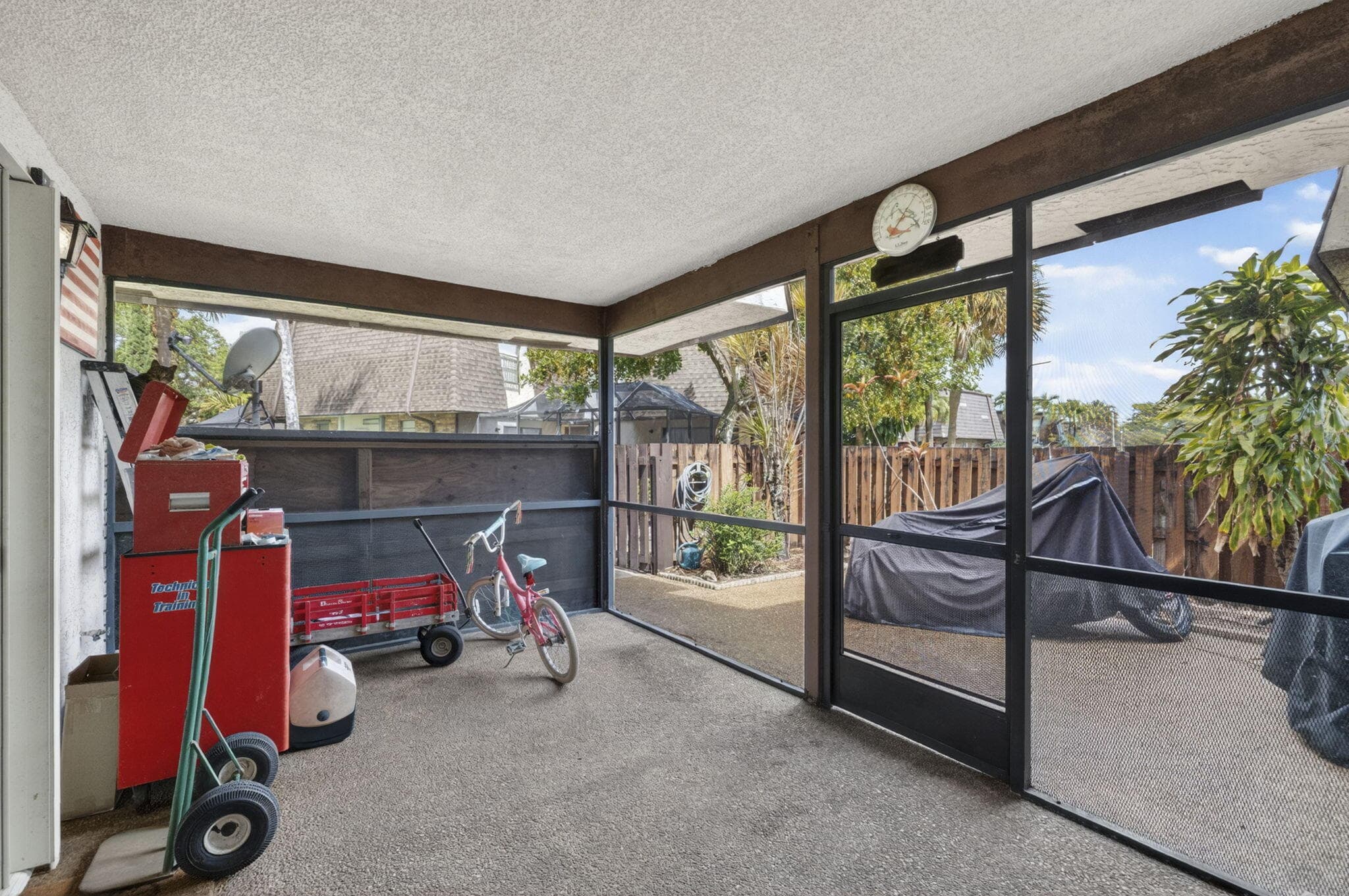 2539 NW 99th Avenue, Coral Springs, FL 33065 — photo 4 of 23
