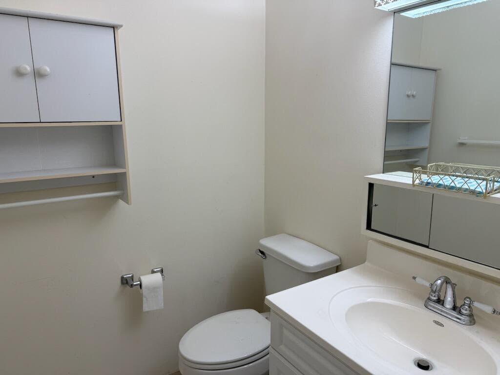 2600 SE Ocean Boulevard E5, Stuart, FL 34996 — photo 9 of 13