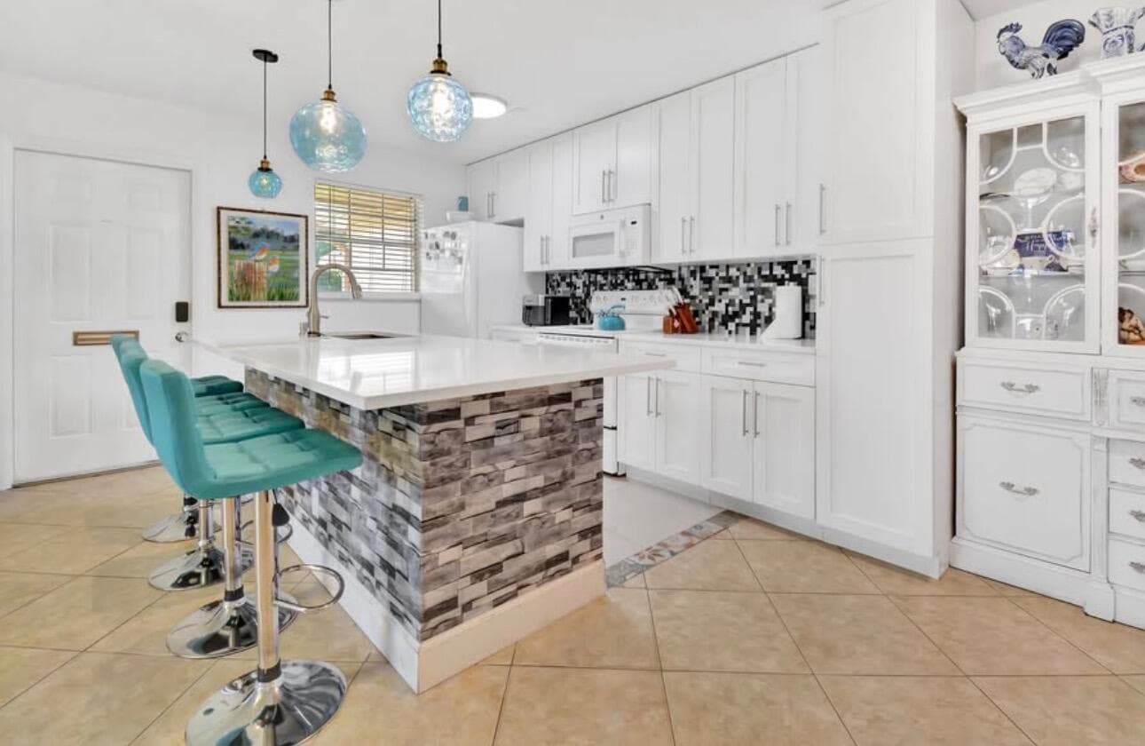 1232 Club Drive W D, Delray Beach, FL 33445 — photo 14 of 23